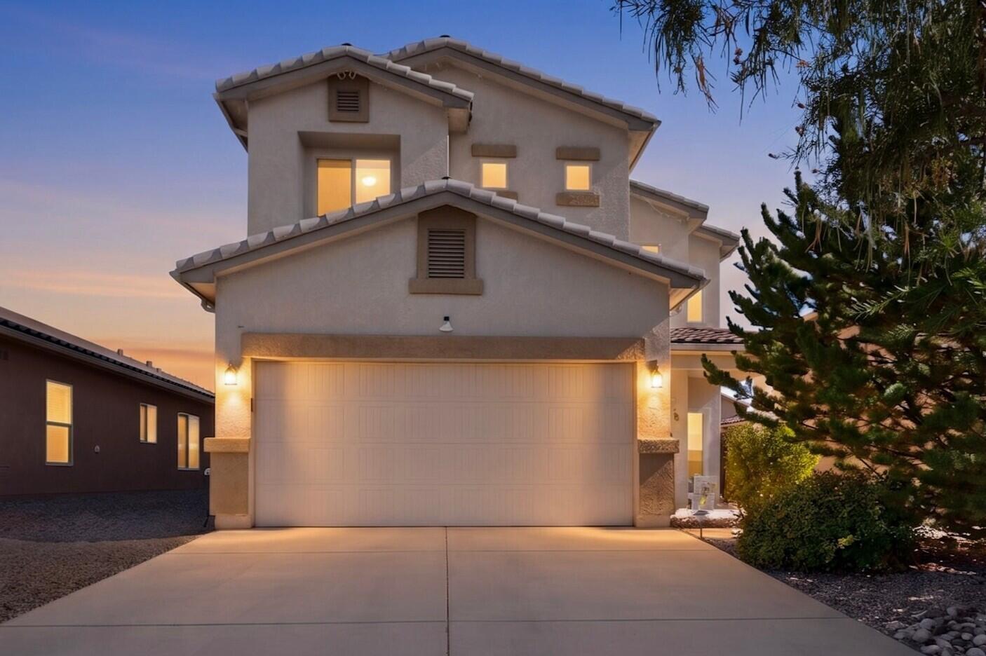 Photo 2 — 8335 Groundsel Road NW