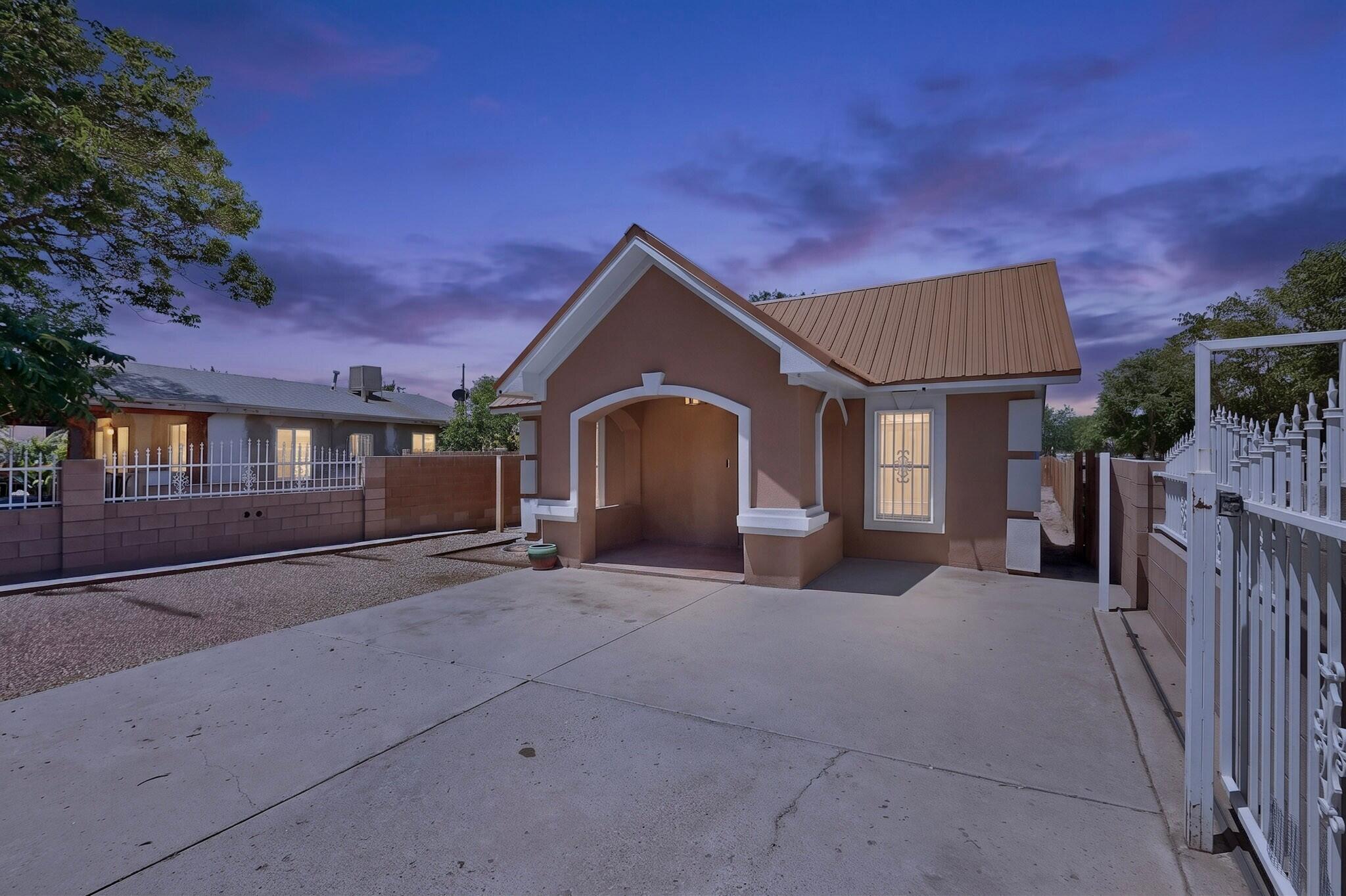 1835 Broadway Boulevard SE, Albuquerque, NM 87102