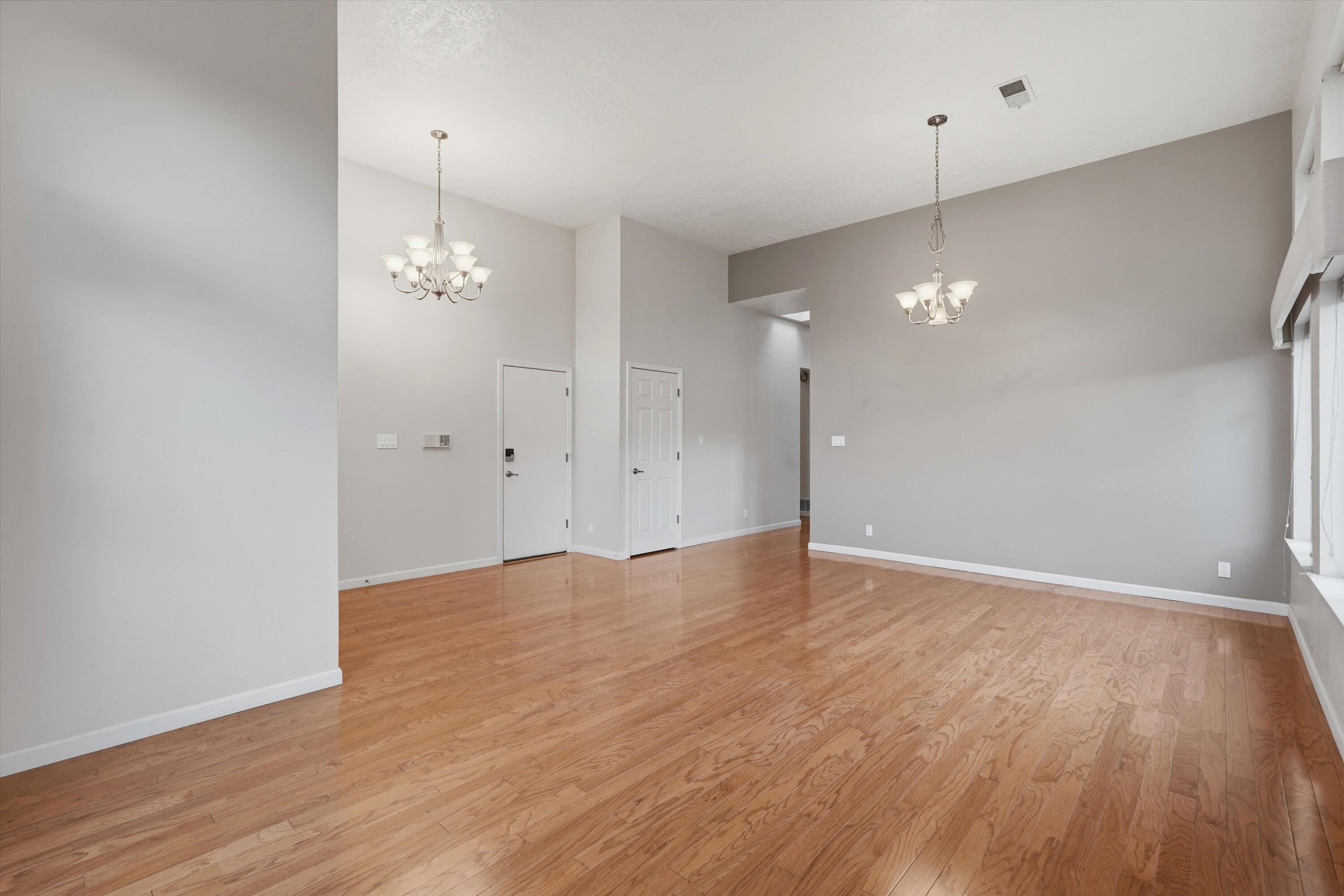Photo 8 — 9305 Preston Trail NE