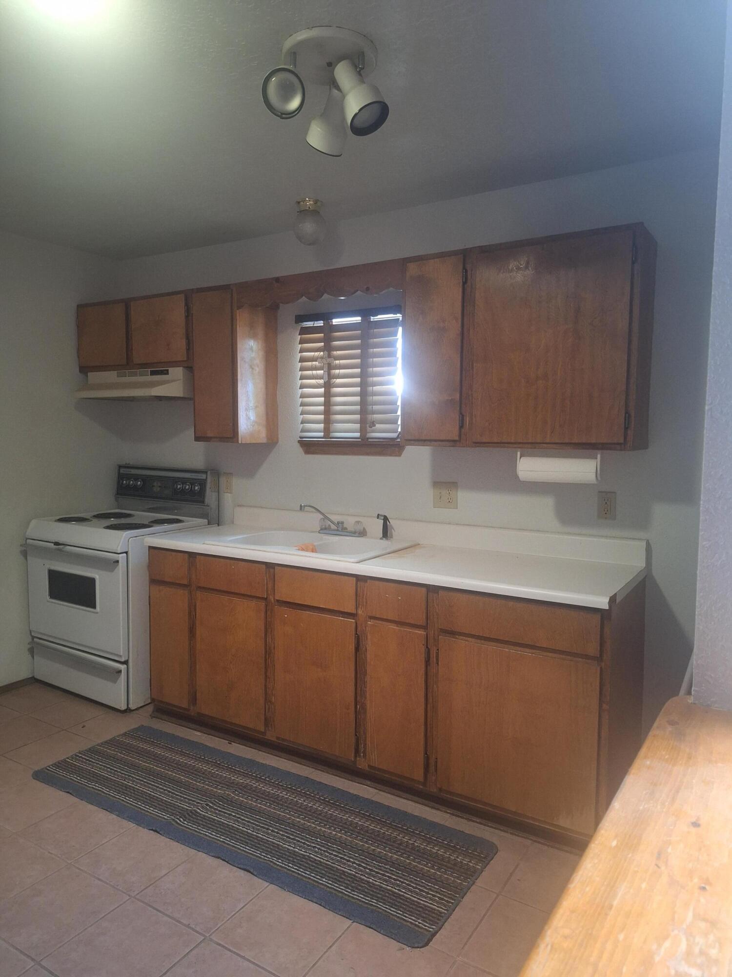 Photo 20 — 401 N Riverside Drive