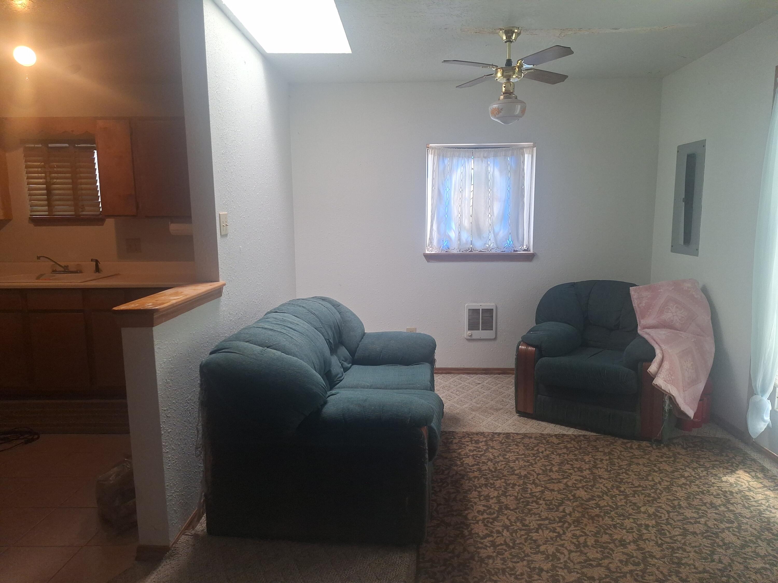 Photo 10 — 401 N Riverside Drive