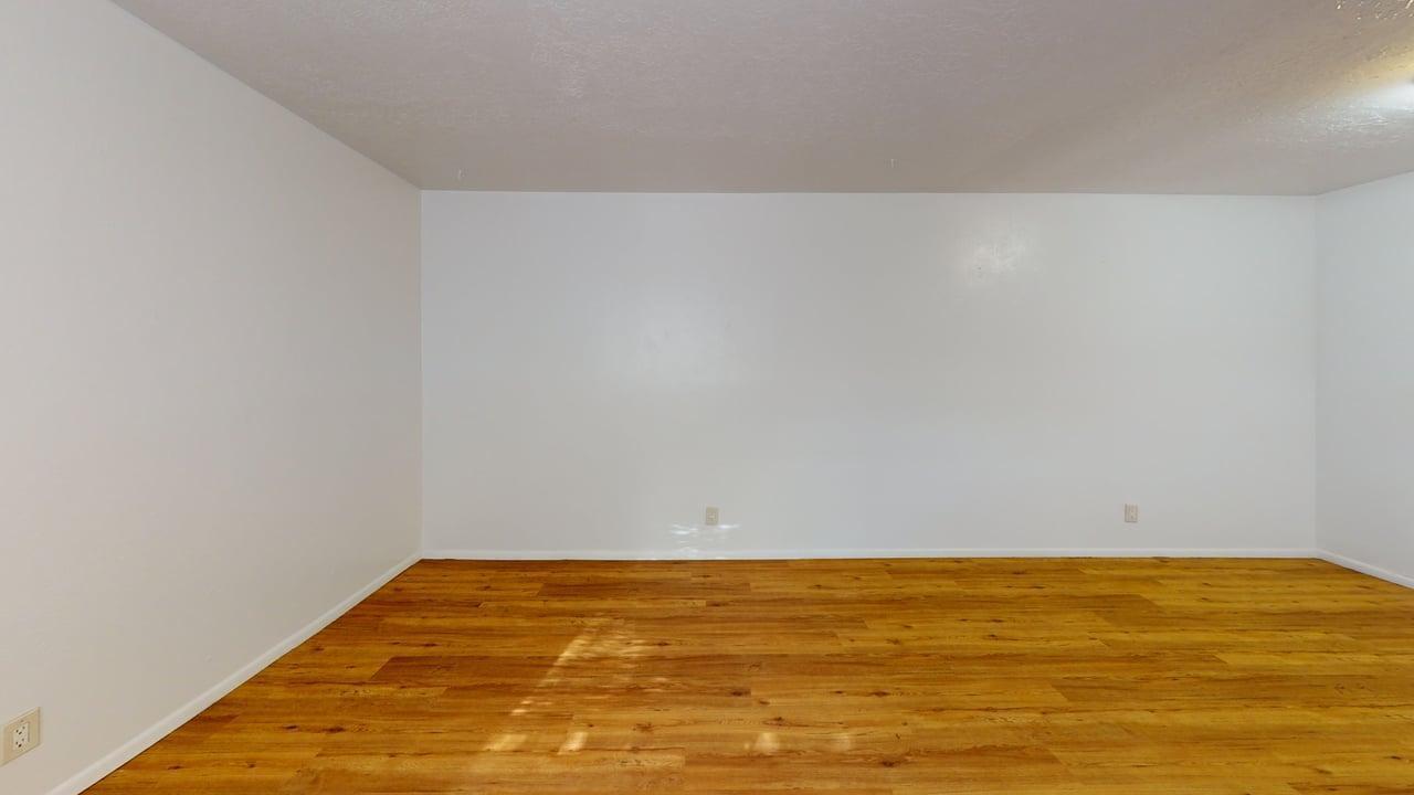 Photo 3 — 1315 Madeira Drive SE