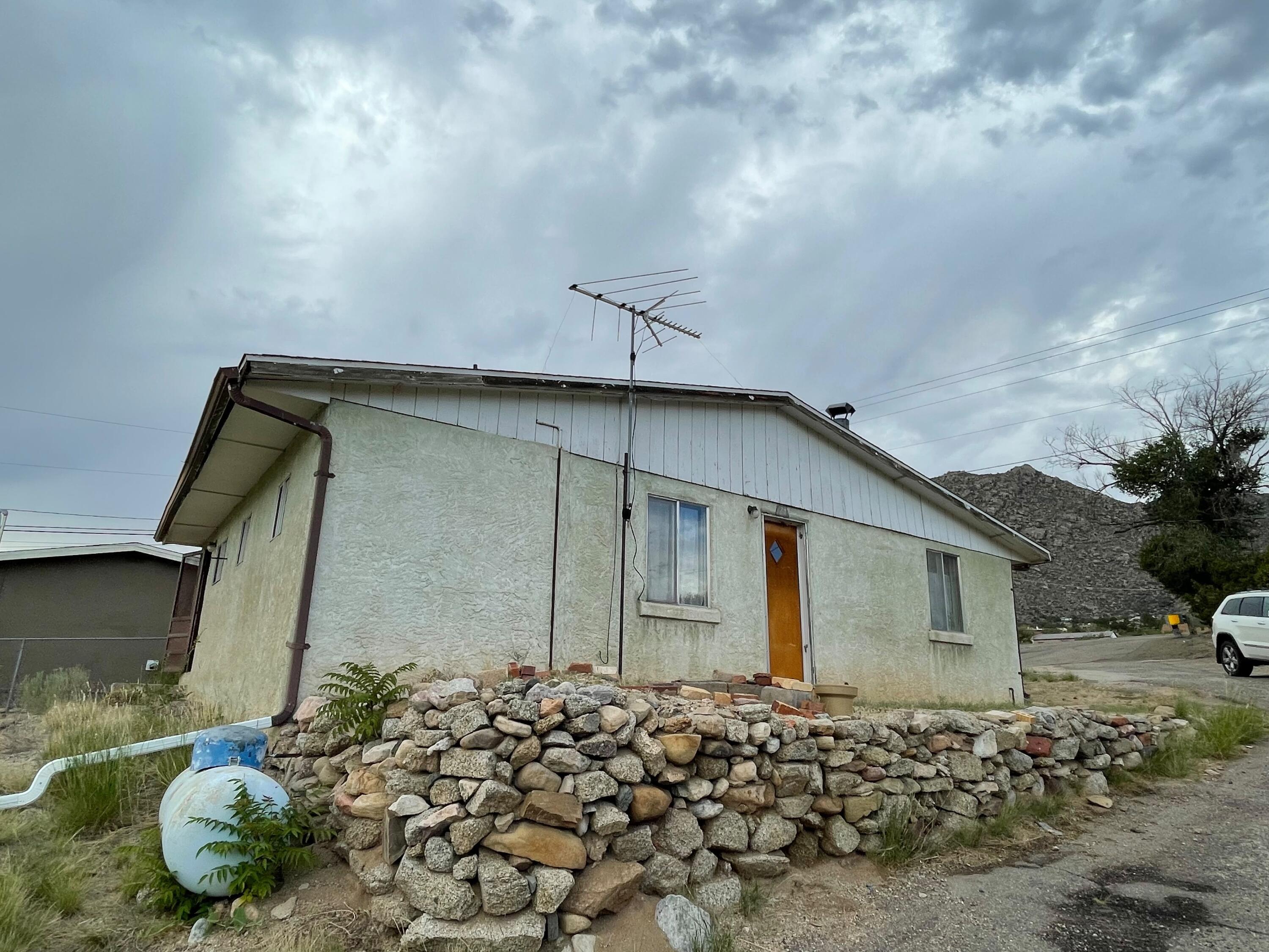 Photo 18 — 12 Nieves Road SE