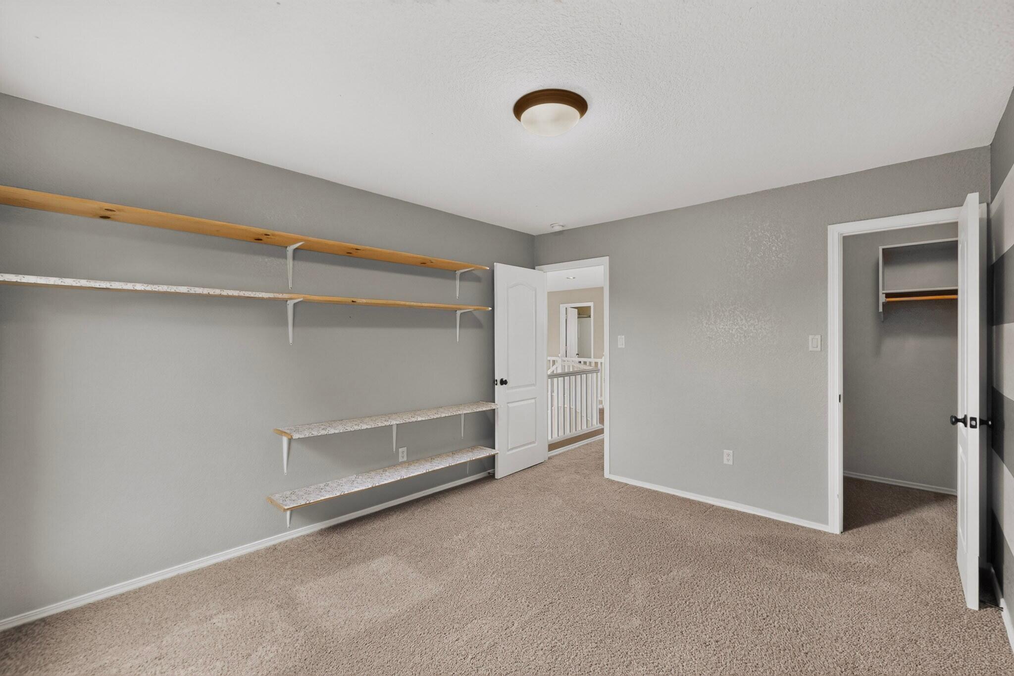 Photo 17 — 1433 Ducale Drive SE