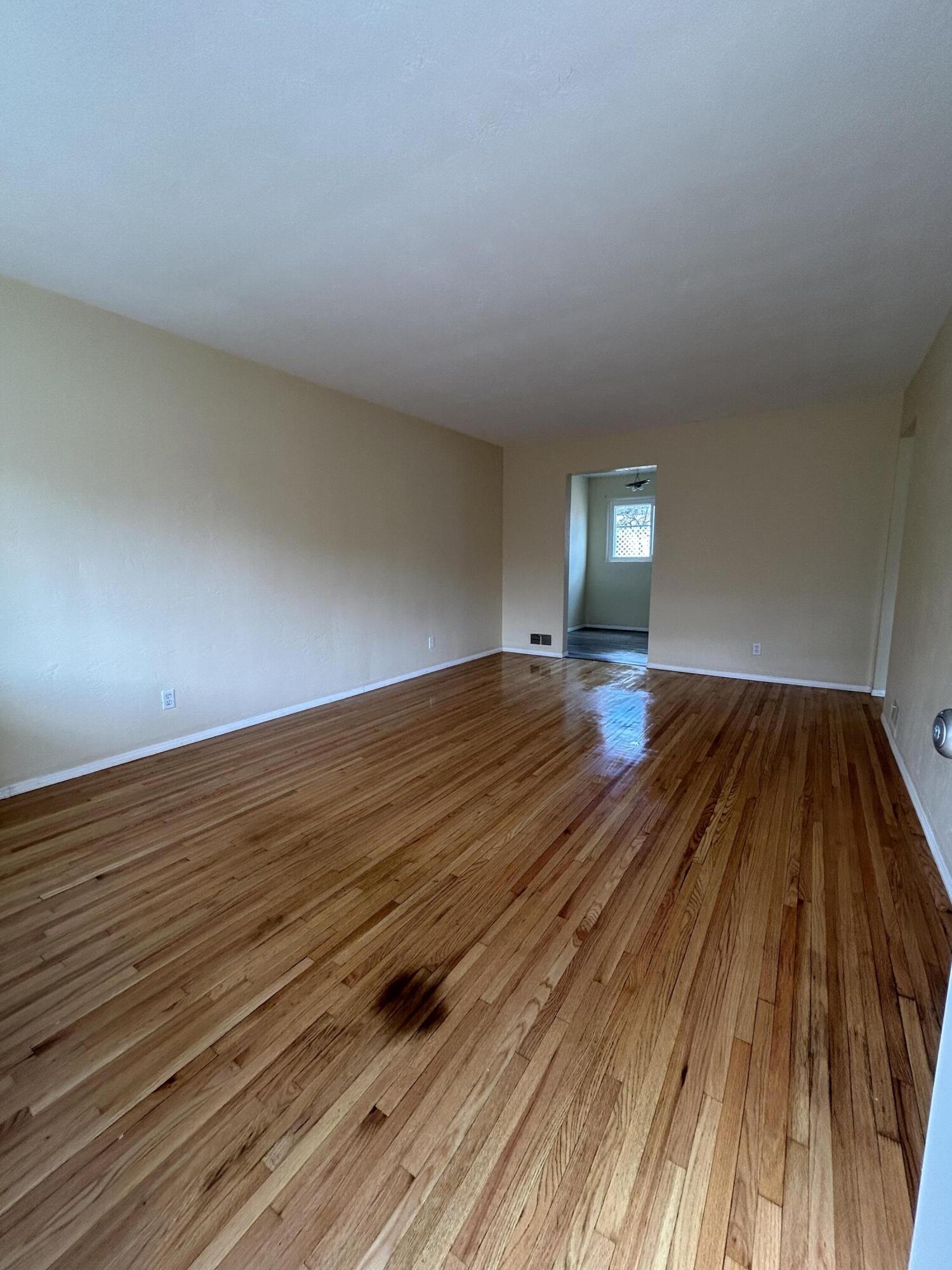 Photo 3 — 1029 Palomas Drive SE A-D