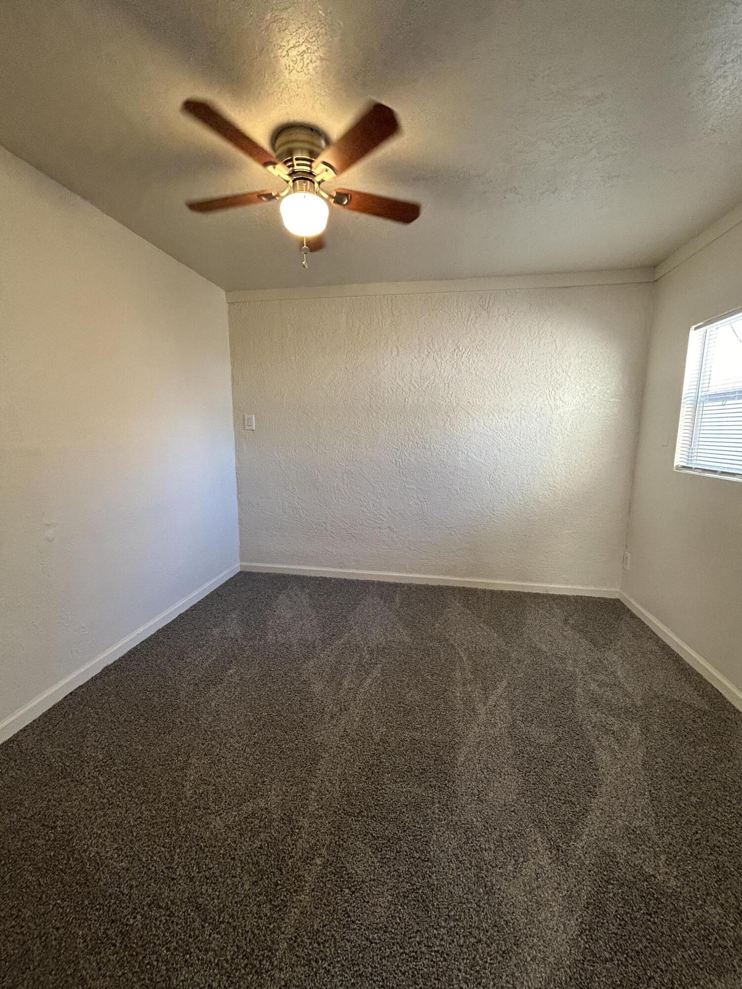 Photo 9 — 1029 Palomas Drive SE A-D