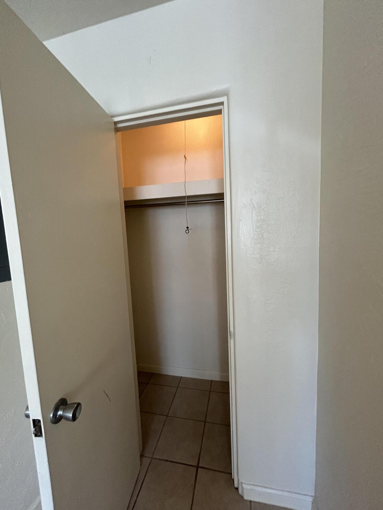 Photo 15 — 1029 Palomas Drive SE A-D