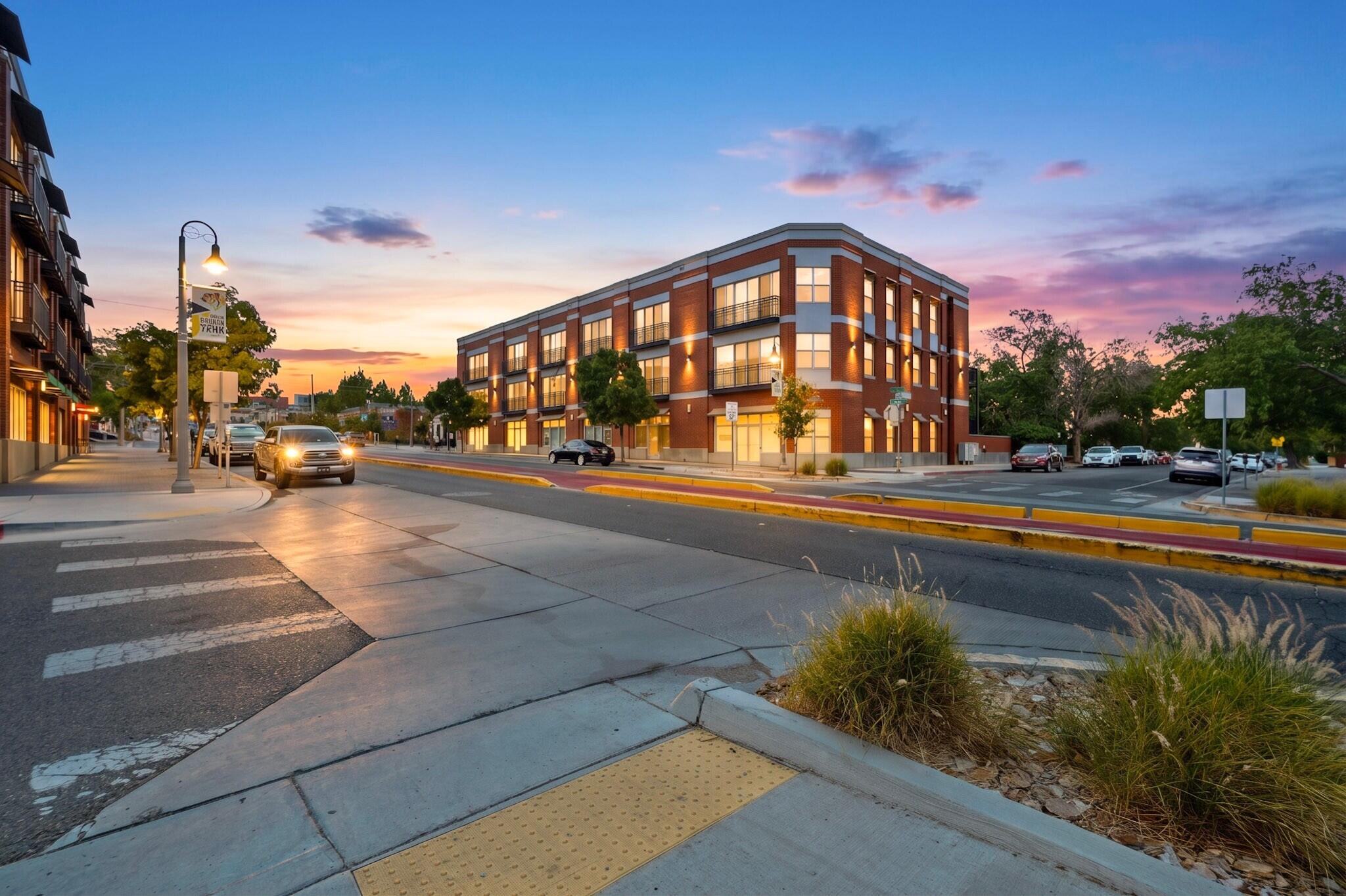 400 Central Avenue SE 301, Albuquerque, NM 87102
