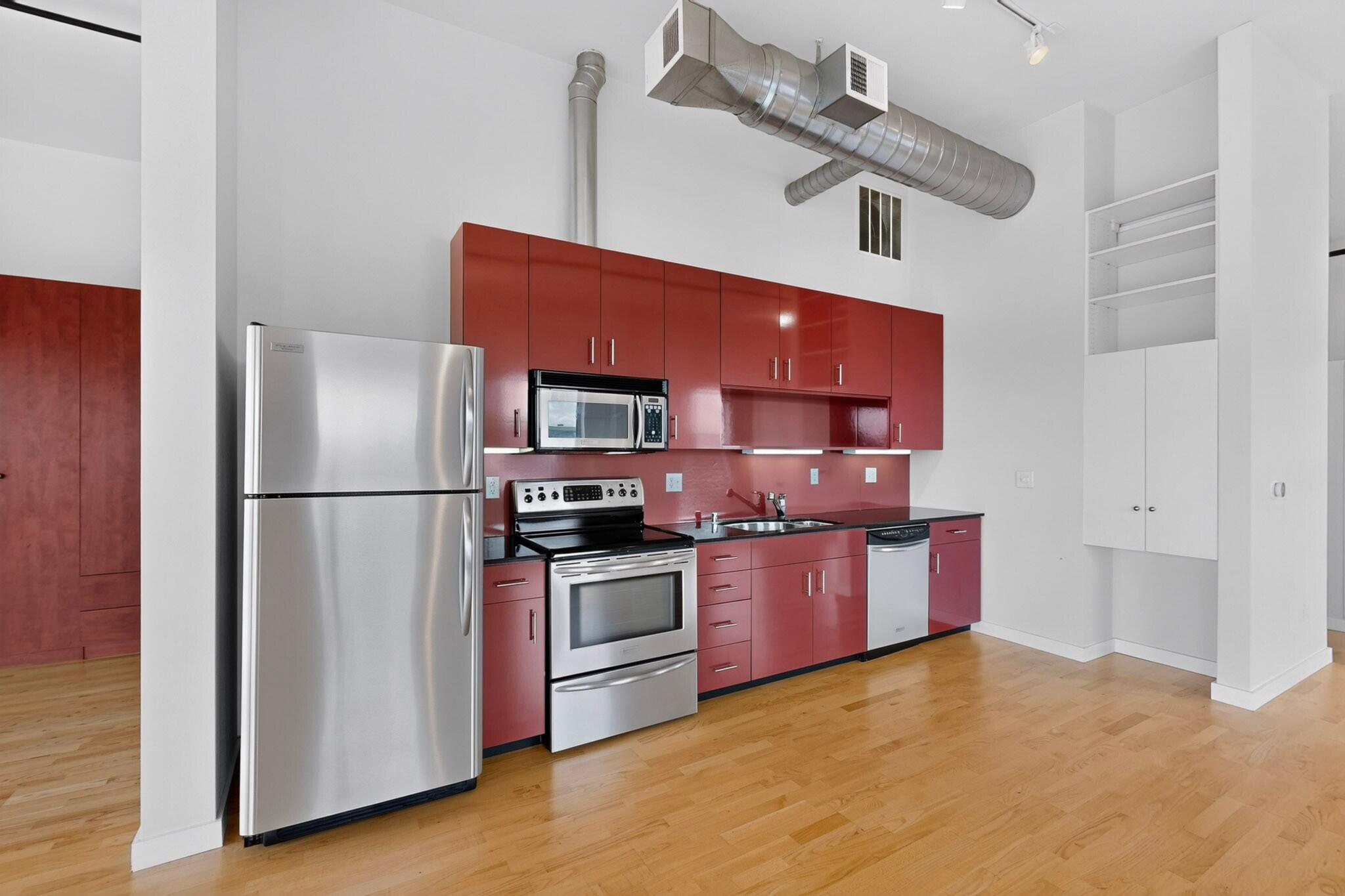 Photo 11 — 400 Central Avenue SE 301