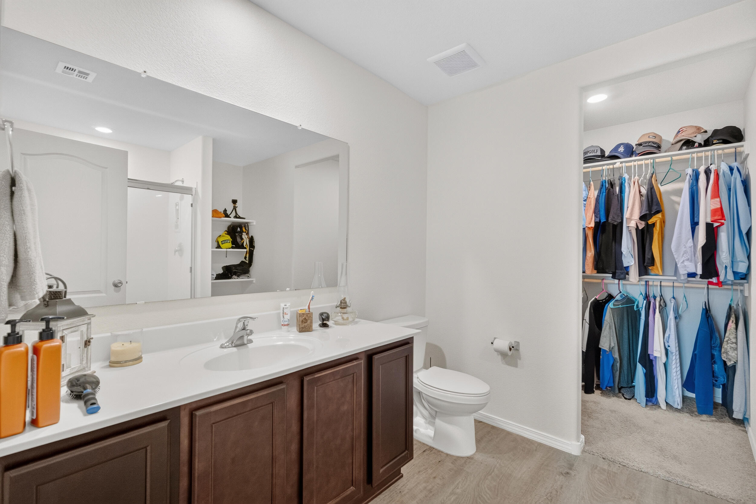 Photo 11 — 3857 Kelly Court SW