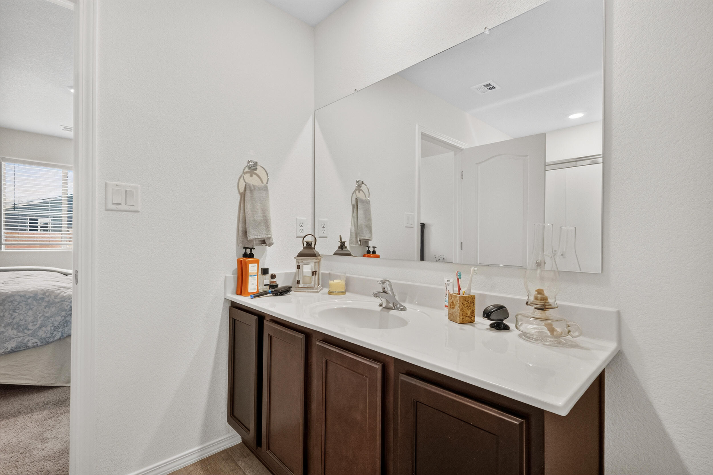 Photo 13 — 3857 Kelly Court SW