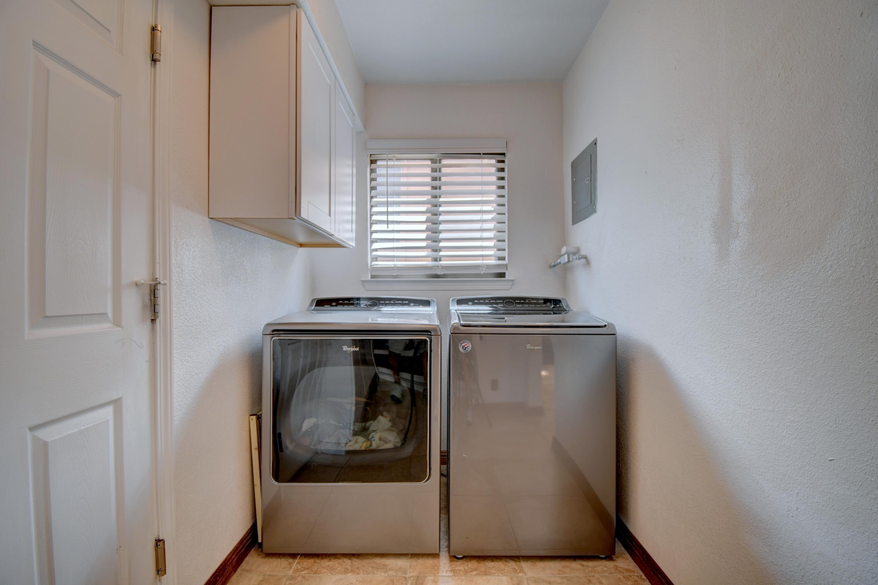 Photo 15 — 9312 Farragut Drive NE