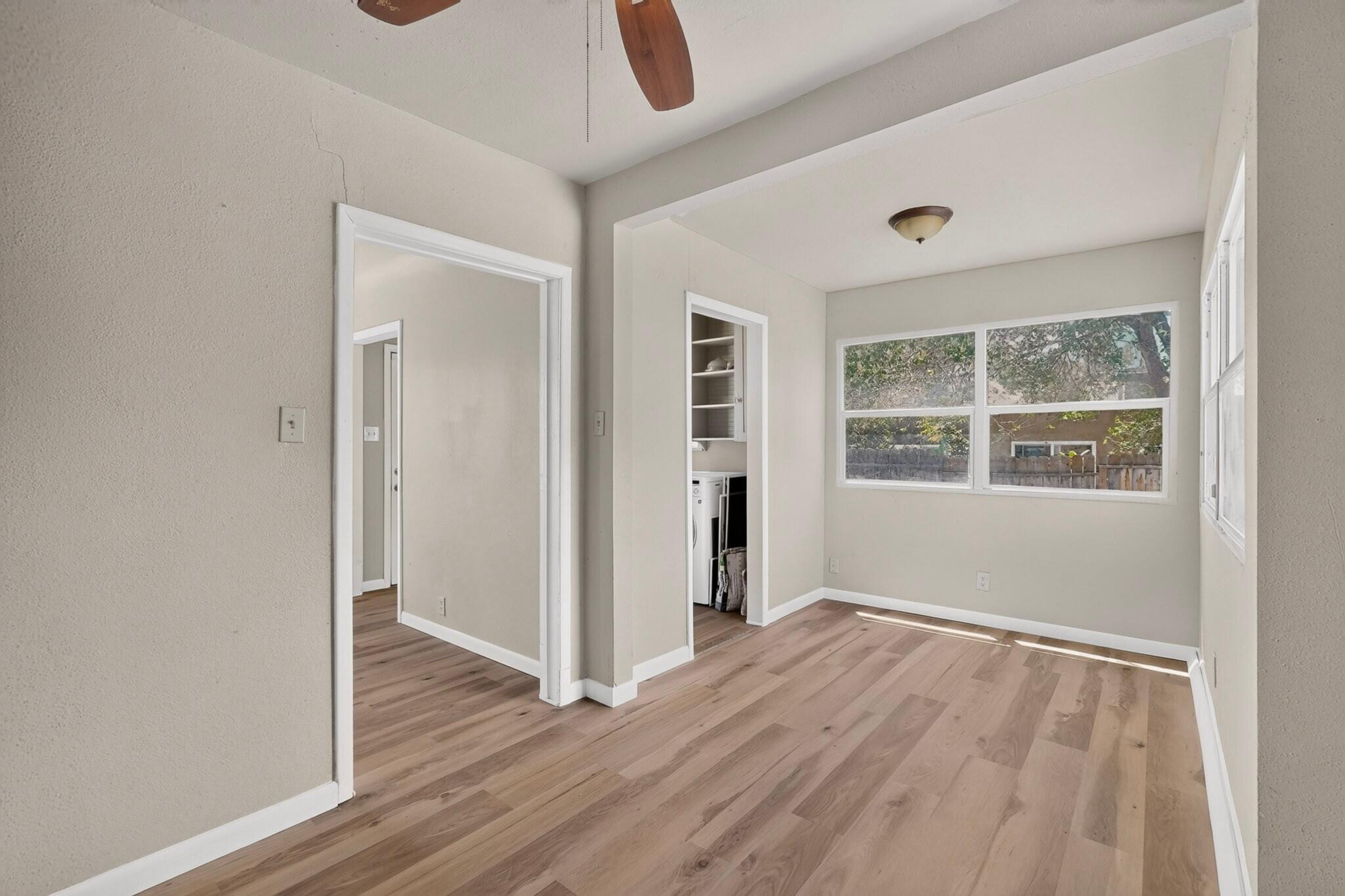 Photo 18 — 522 Montano Road NW