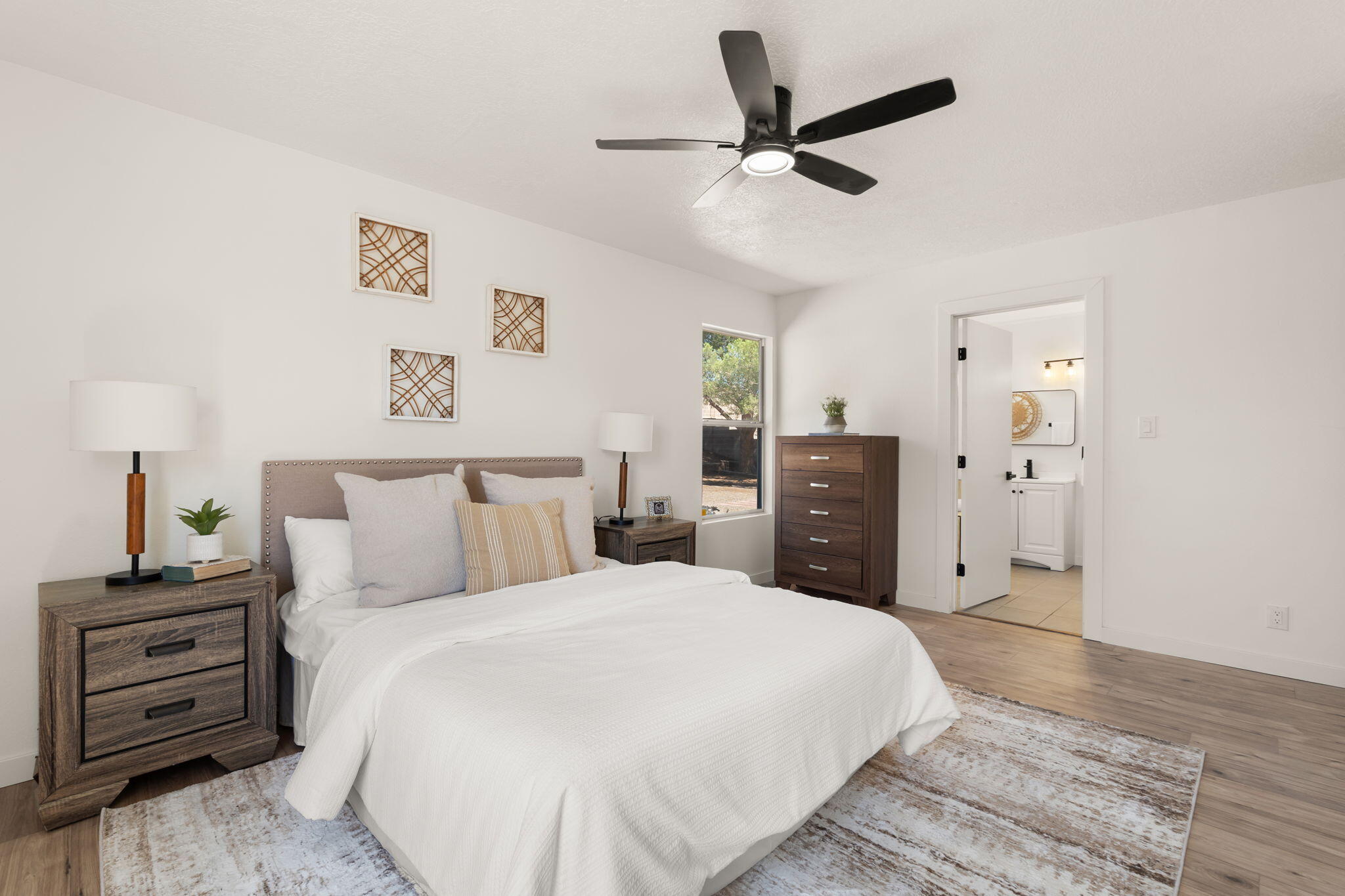 Photo 18 — 2513 Twin Buttes Drive NE