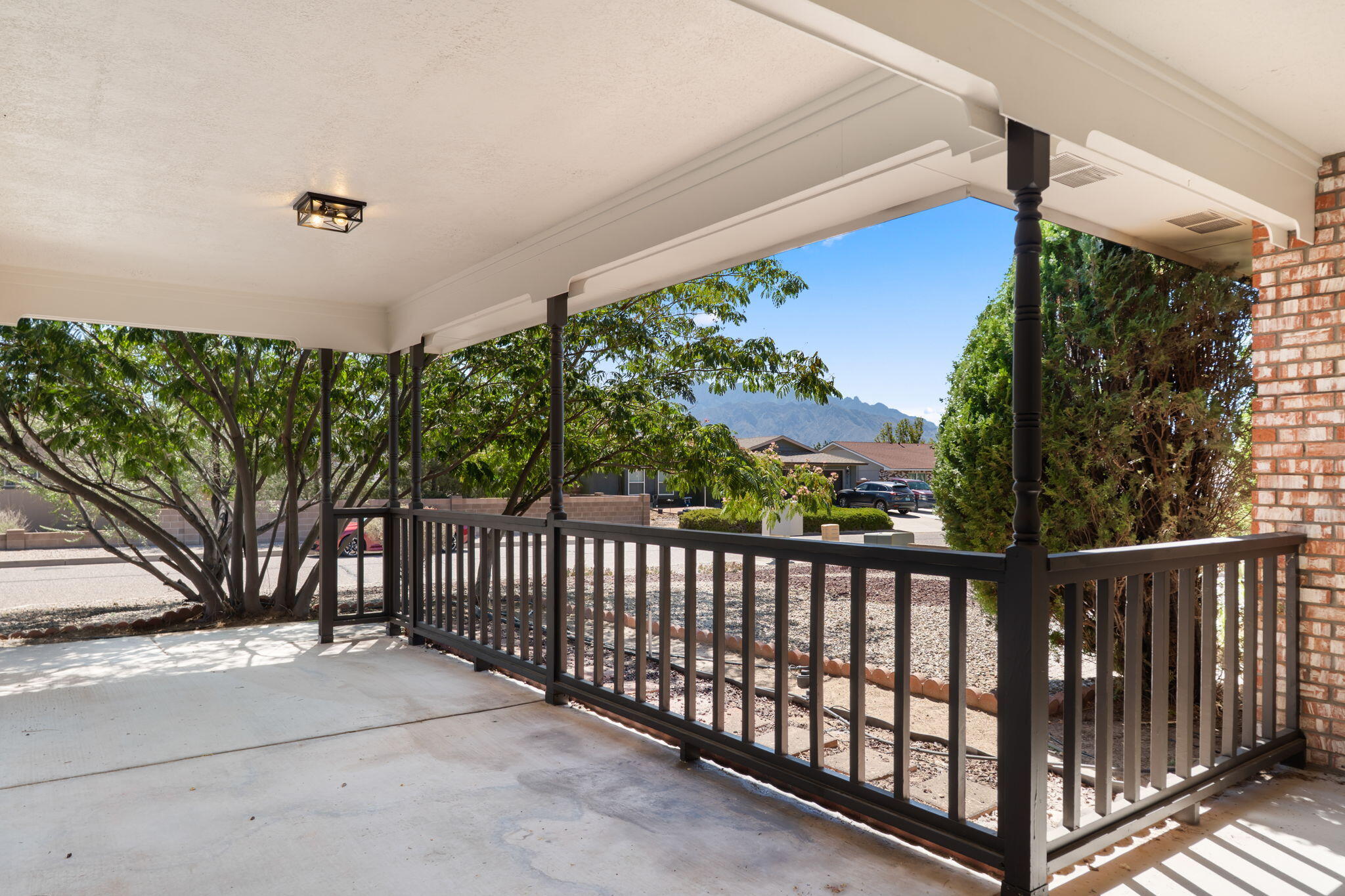 Photo 4 — 2513 Twin Buttes Drive NE