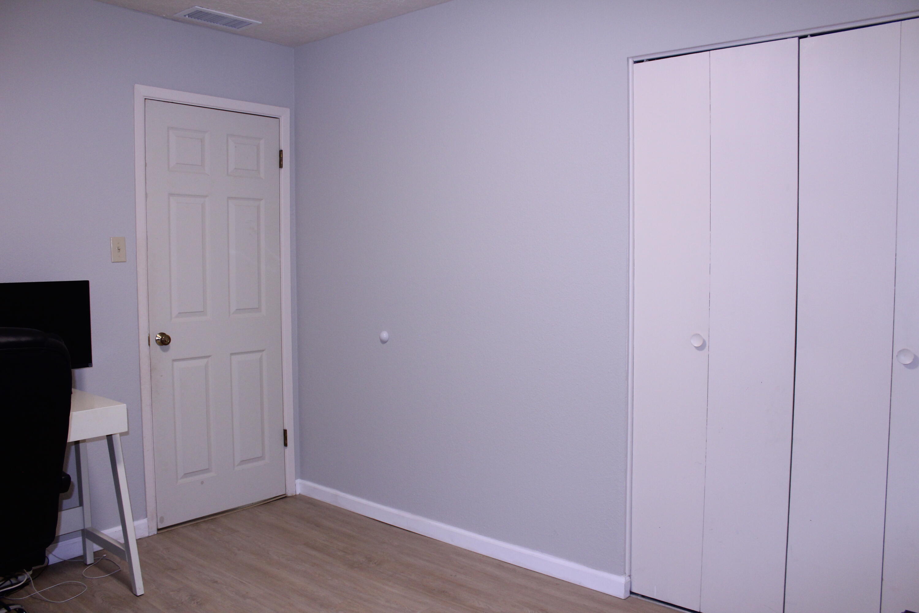 Photo 18 — 704 Liles Street