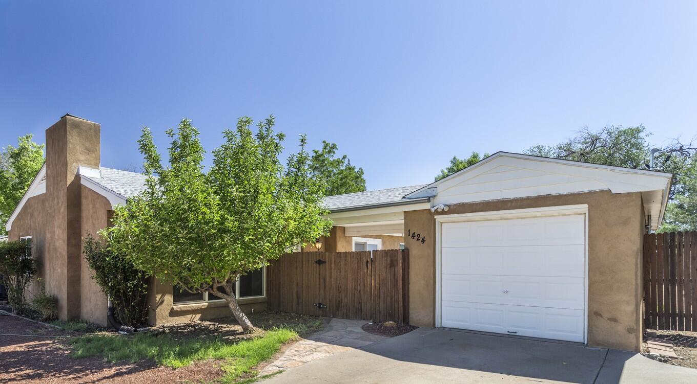 1424 Bryn Mawr Drive NE
