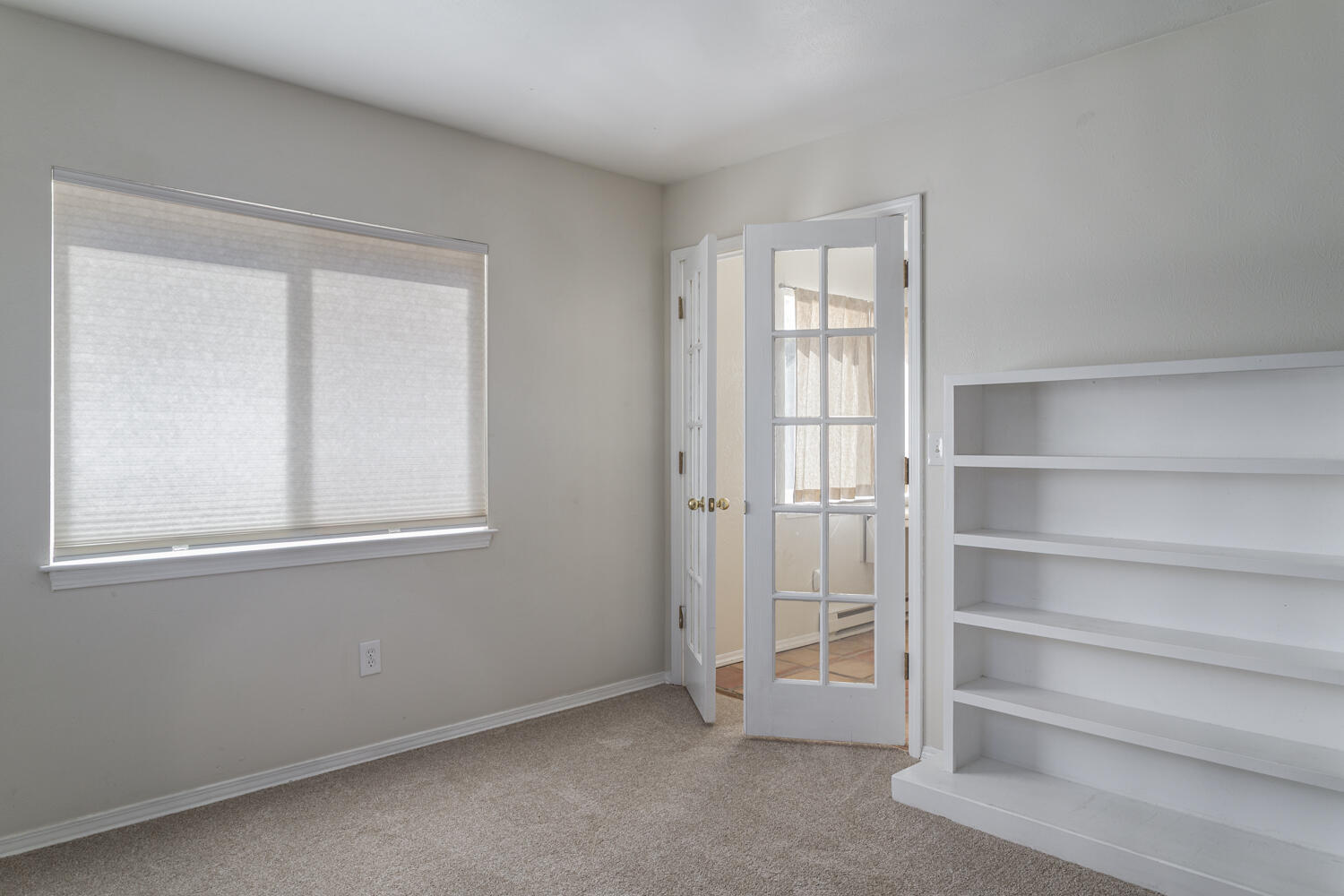 Photo 8 — 1424 Bryn Mawr Drive NE