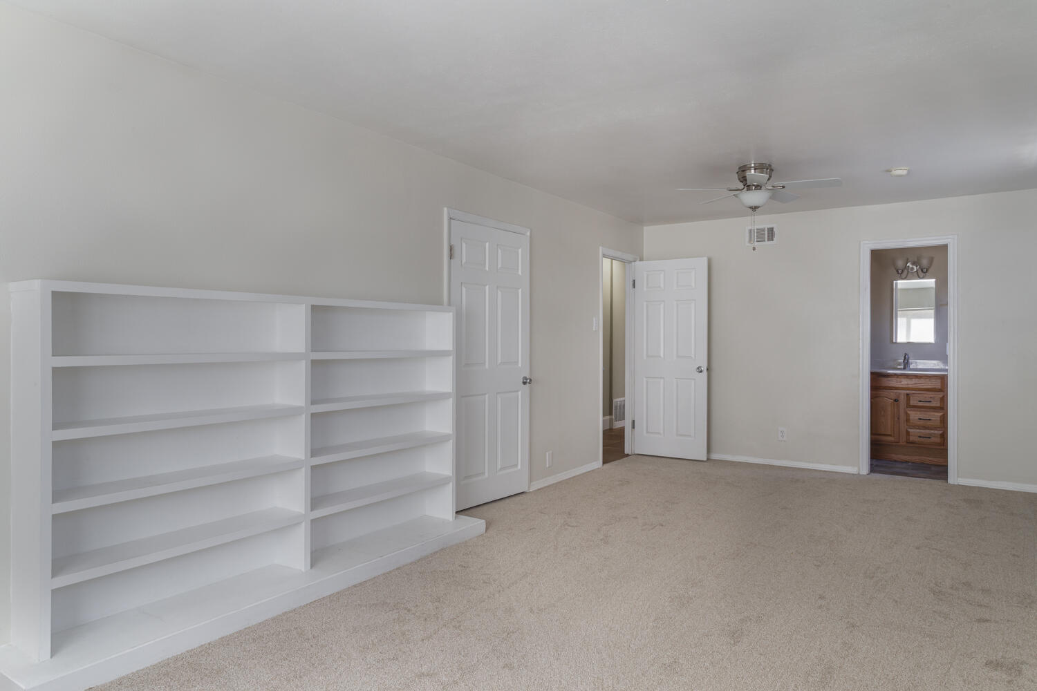 Photo 9 — 1424 Bryn Mawr Drive NE