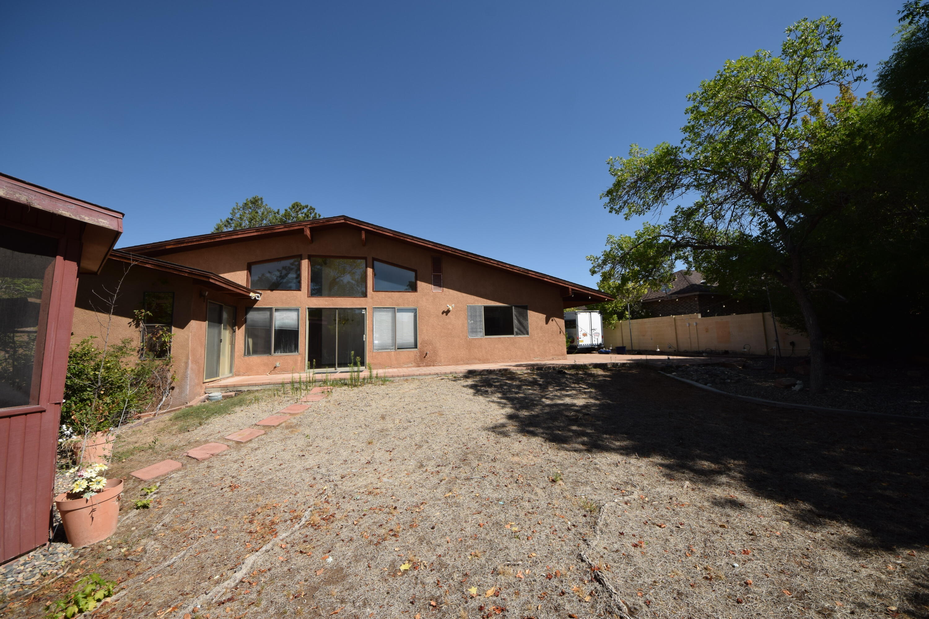 Photo 8 — 8808 N Caminito Drive NE