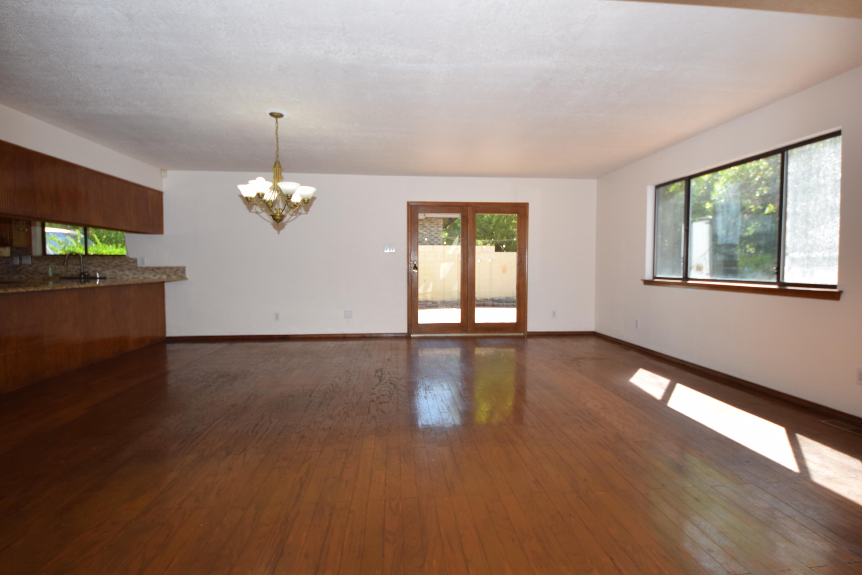 Photo 13 — 8808 N Caminito Drive NE