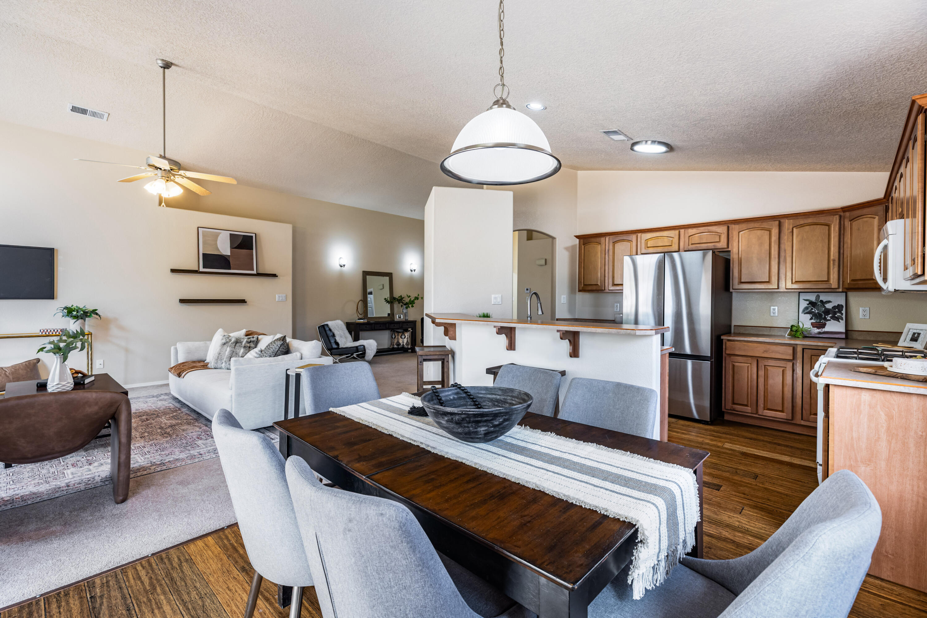 Photo 10 — 1612 Gale Court NW