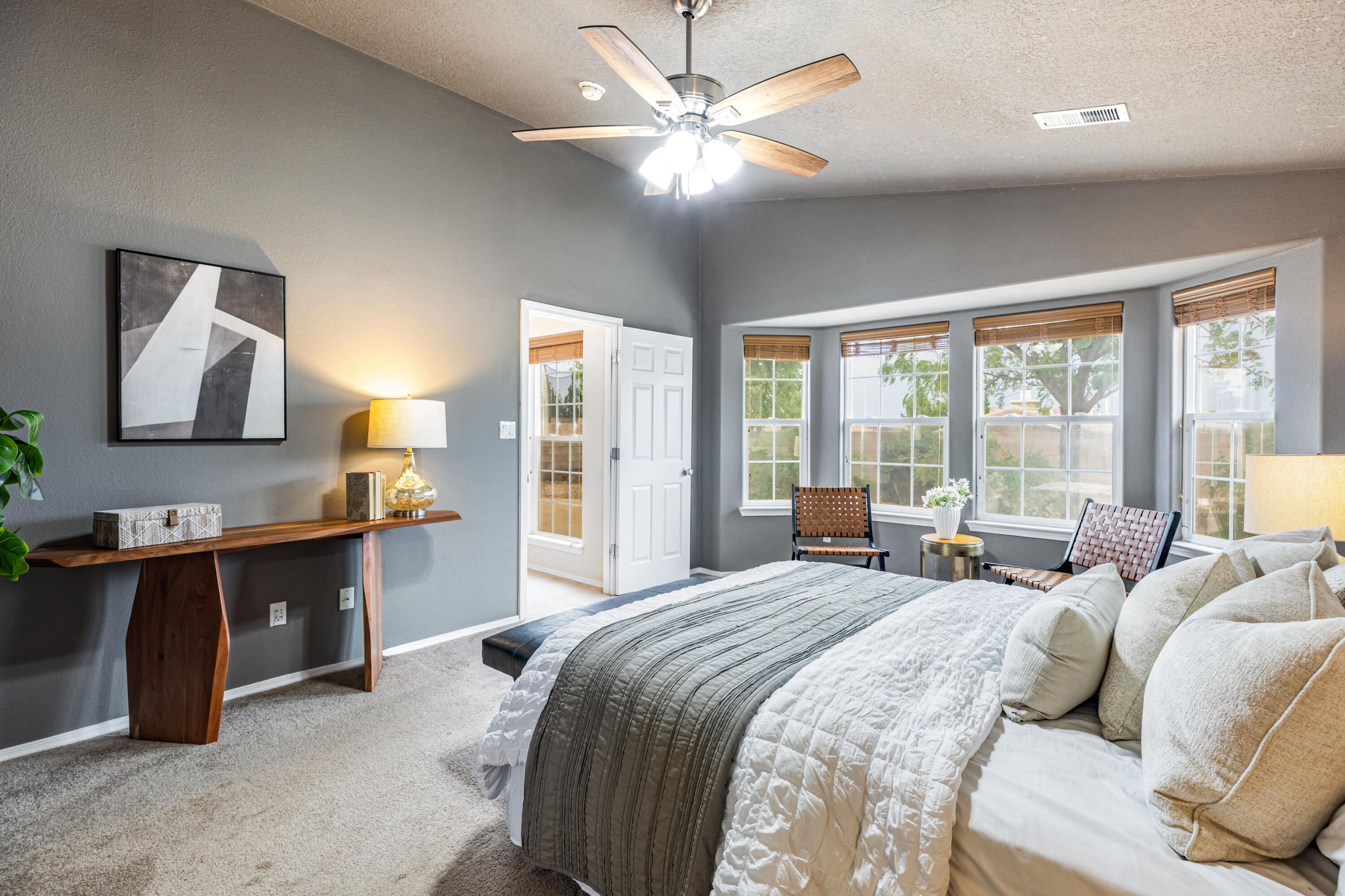 Photo 17 — 1612 Gale Court NW