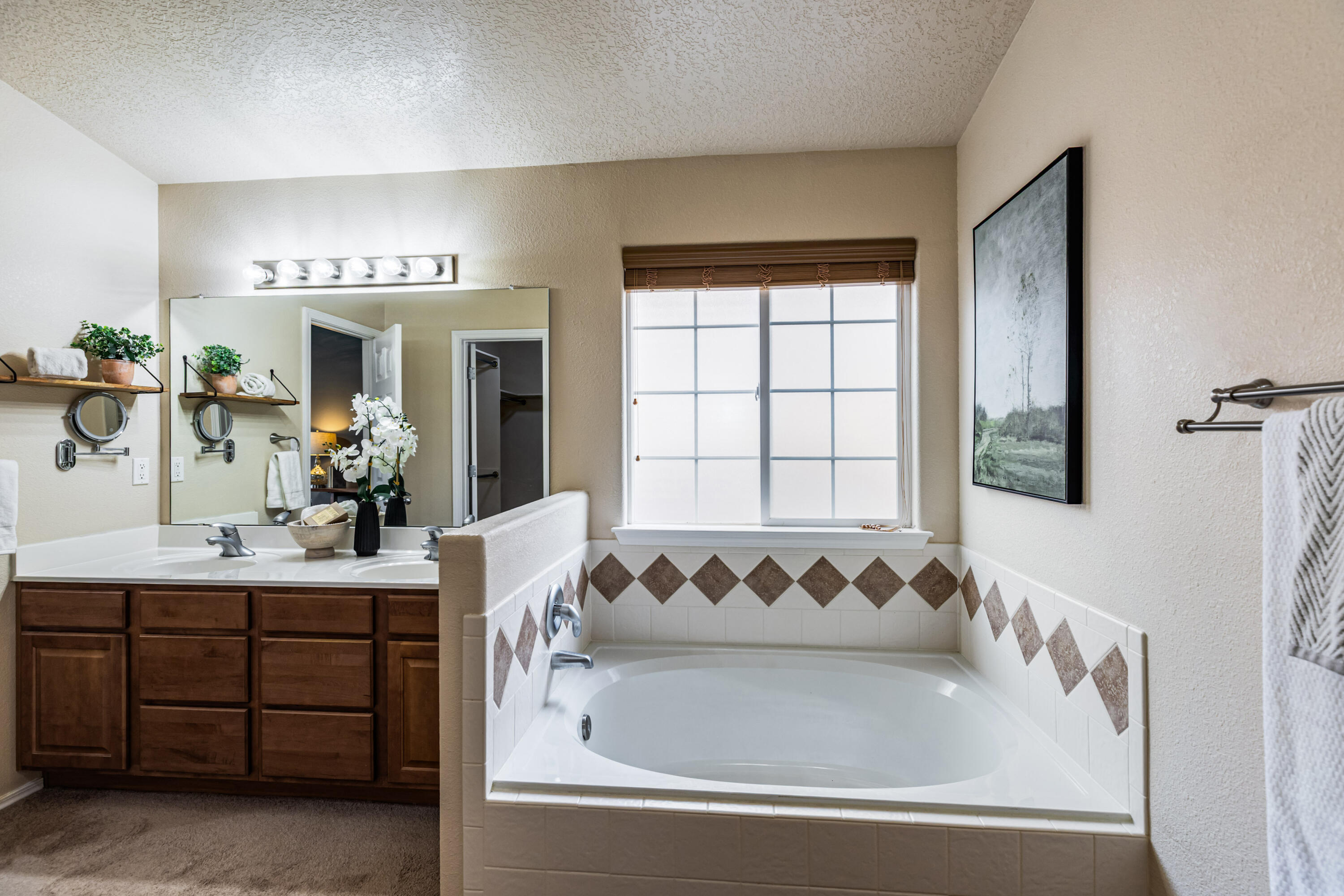 Photo 20 — 1612 Gale Court NW