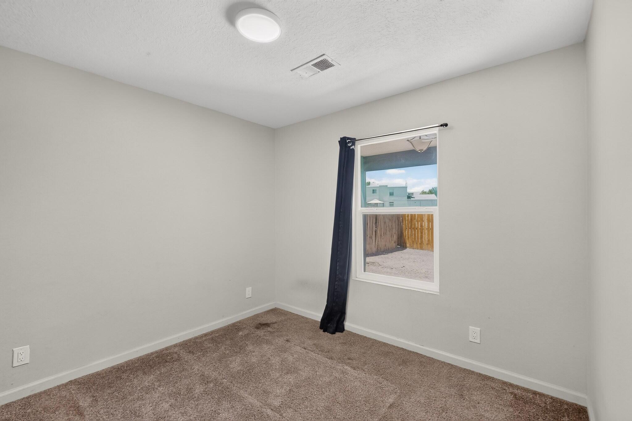 Photo 12 — 1426 Golden Eye Loop NE
