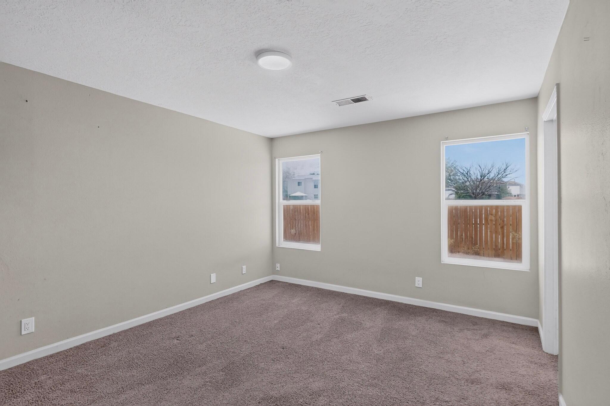 Photo 18 — 1426 Golden Eye Loop NE