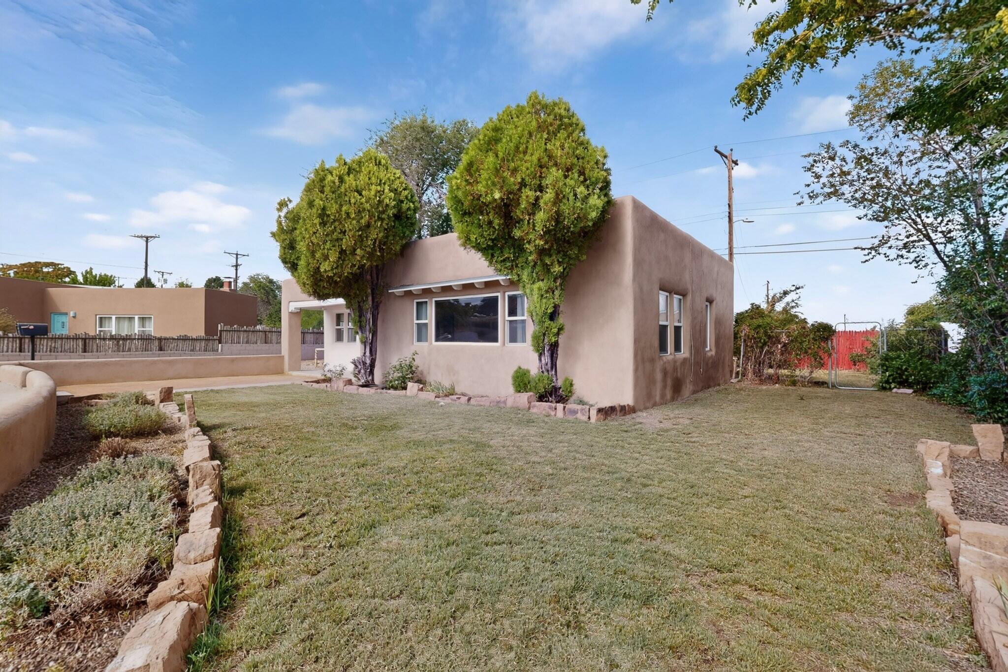 Photo 16 — 856 Gilmore Street