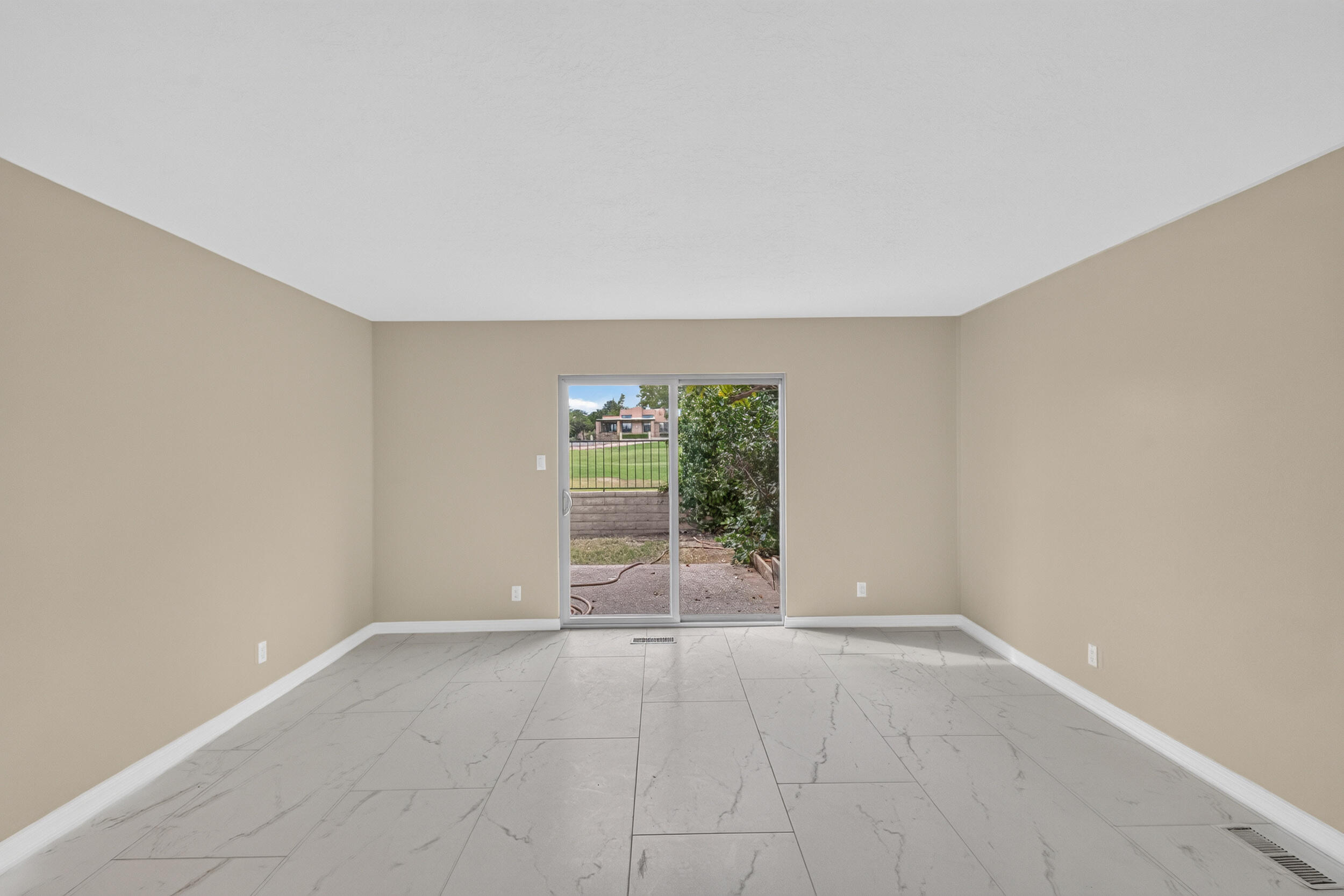Photo 17 — 9635 Village Green Drive NE