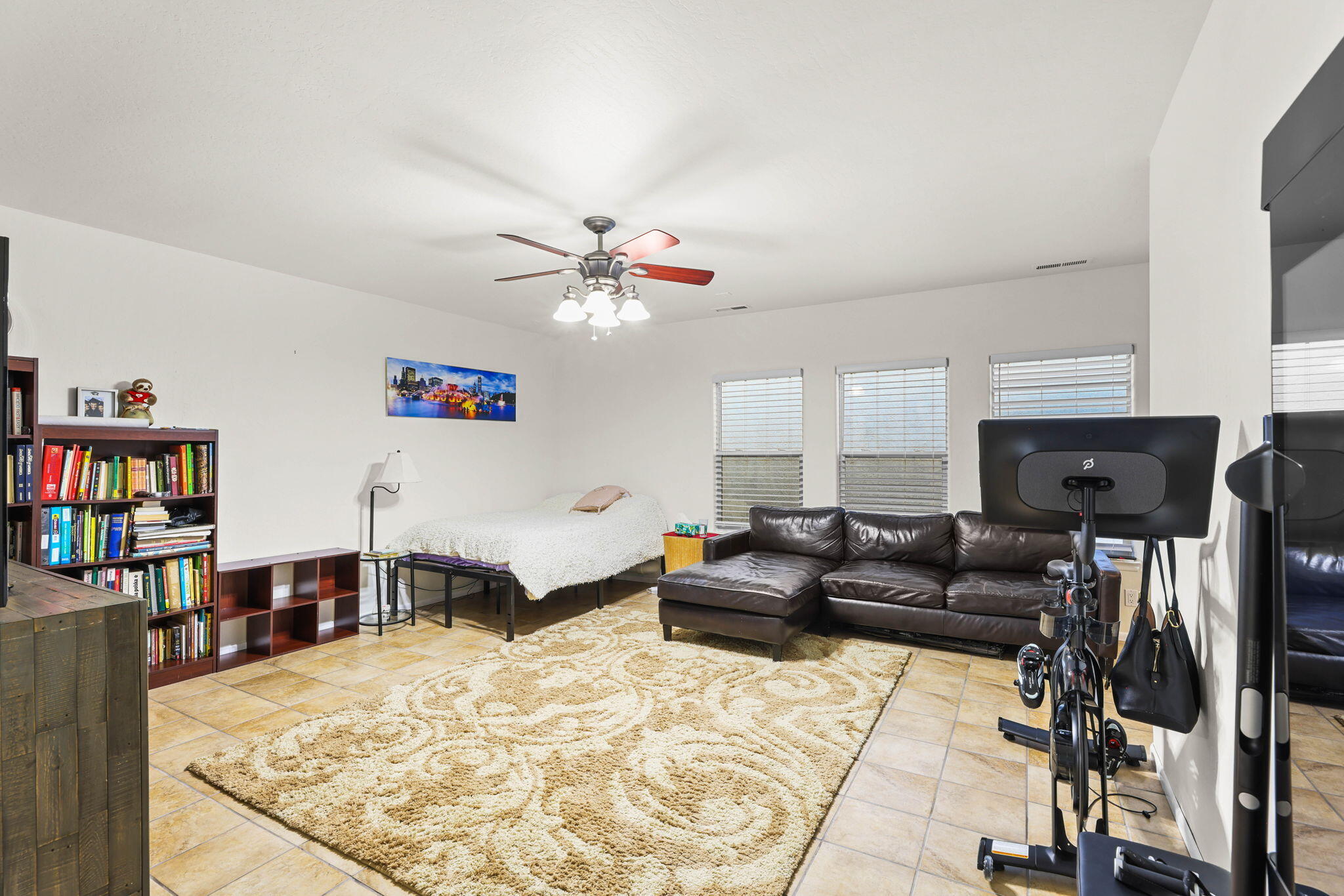 Photo 19 — 9671 Redmont Road NE