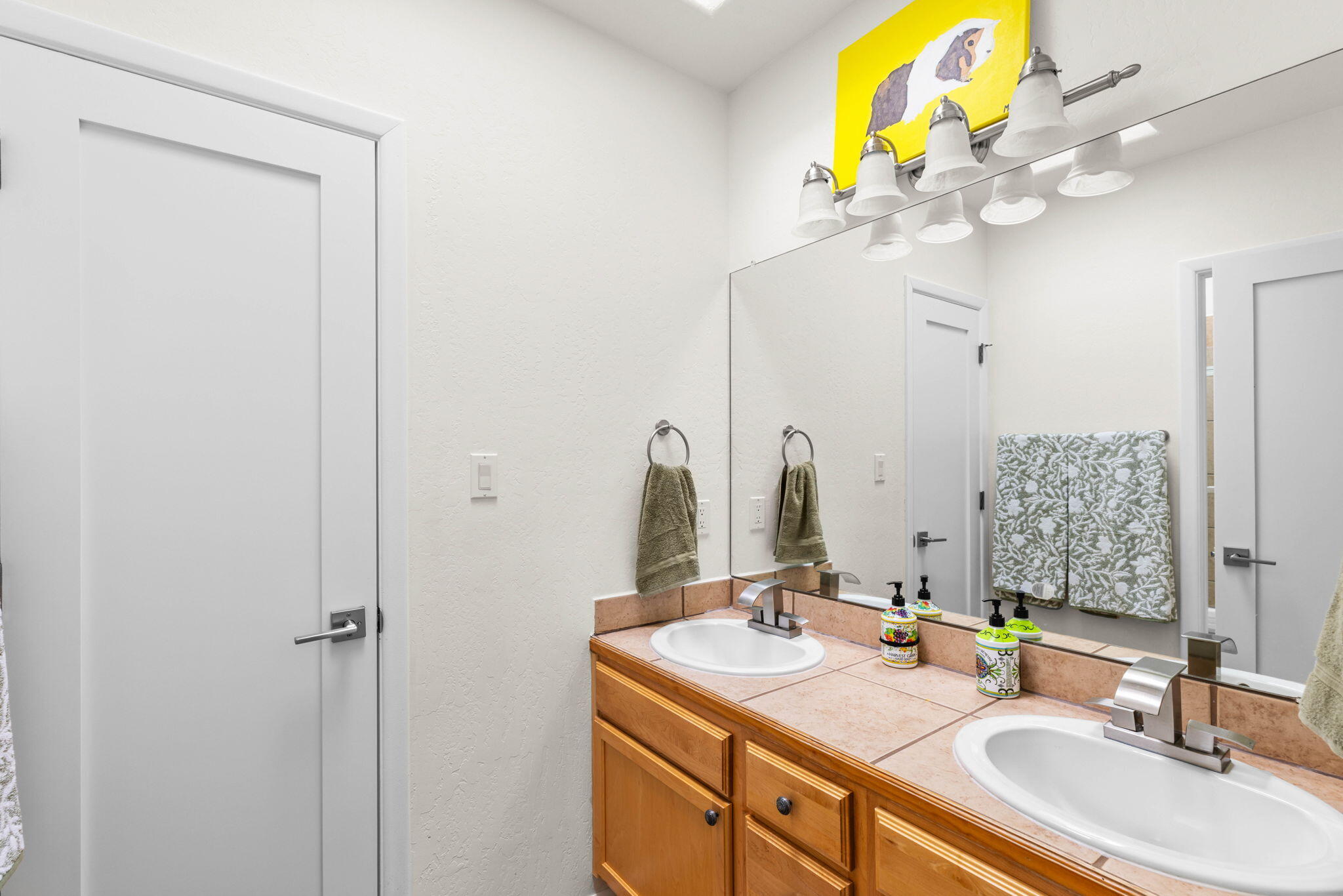 Photo 18 — 9671 Redmont Road NE