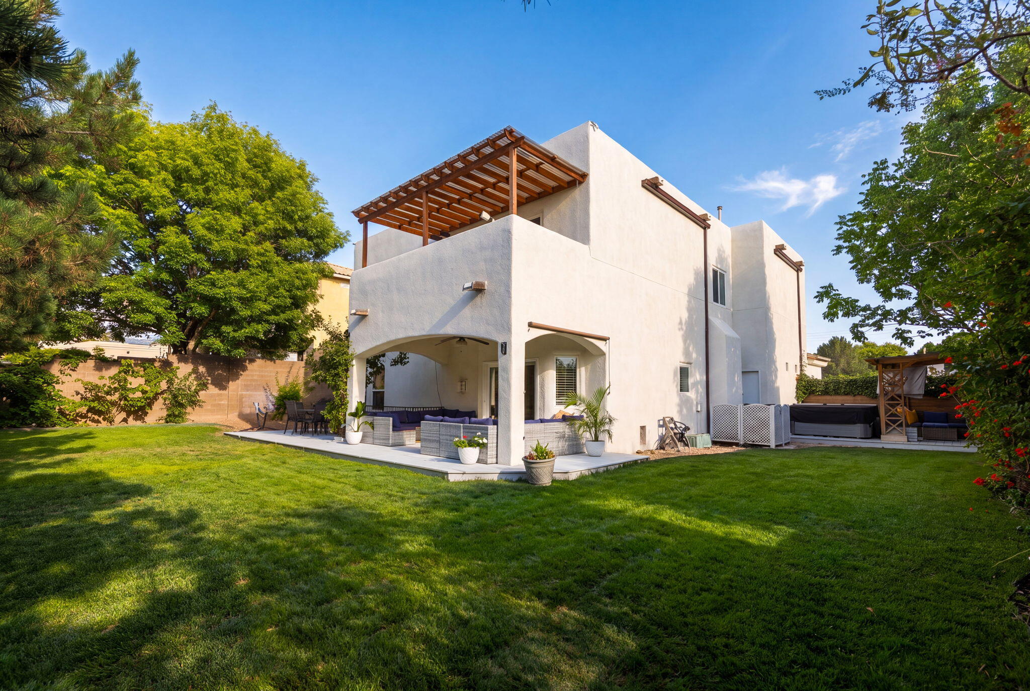 Photo 11 — 9671 Redmont Road NE