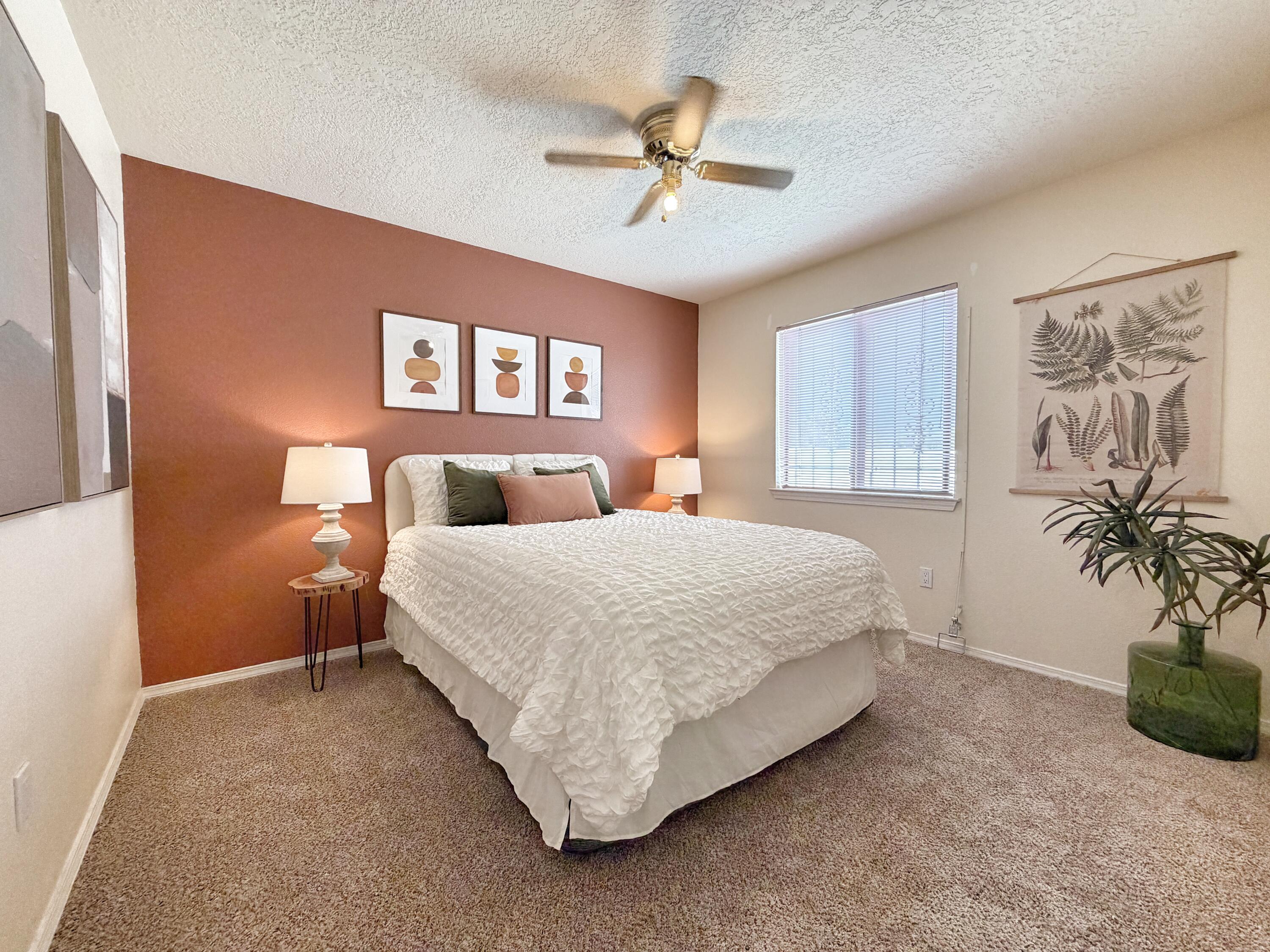 Photo 3 — 7709 Pinewood Drive NW