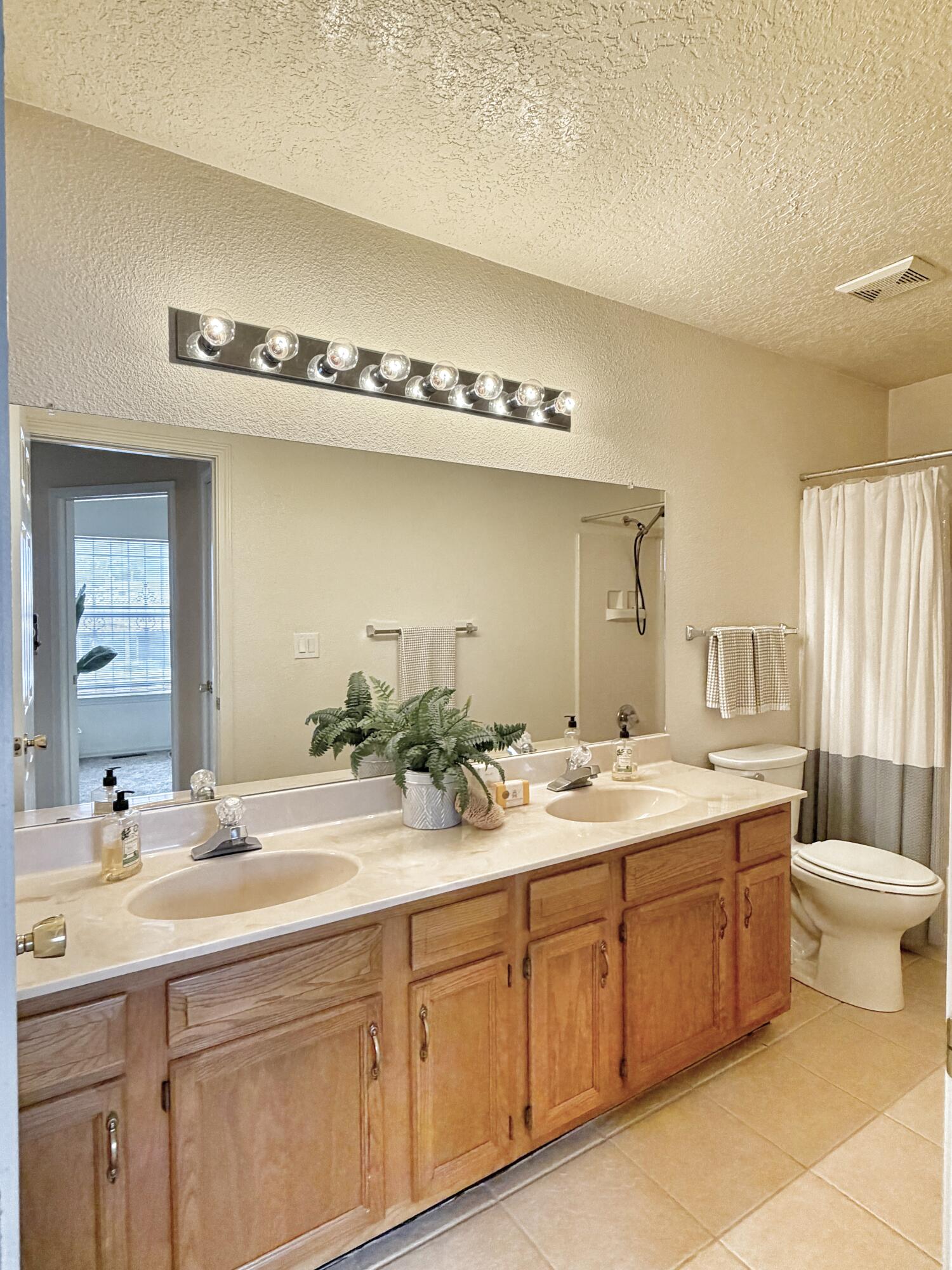 Photo 7 — 7709 Pinewood Drive NW
