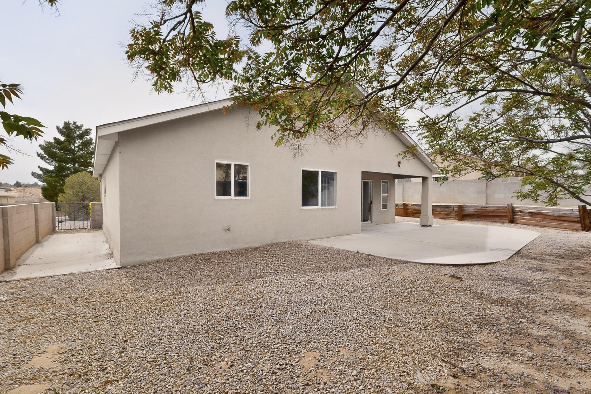Photo 11 — 5735 Carmen Road NW