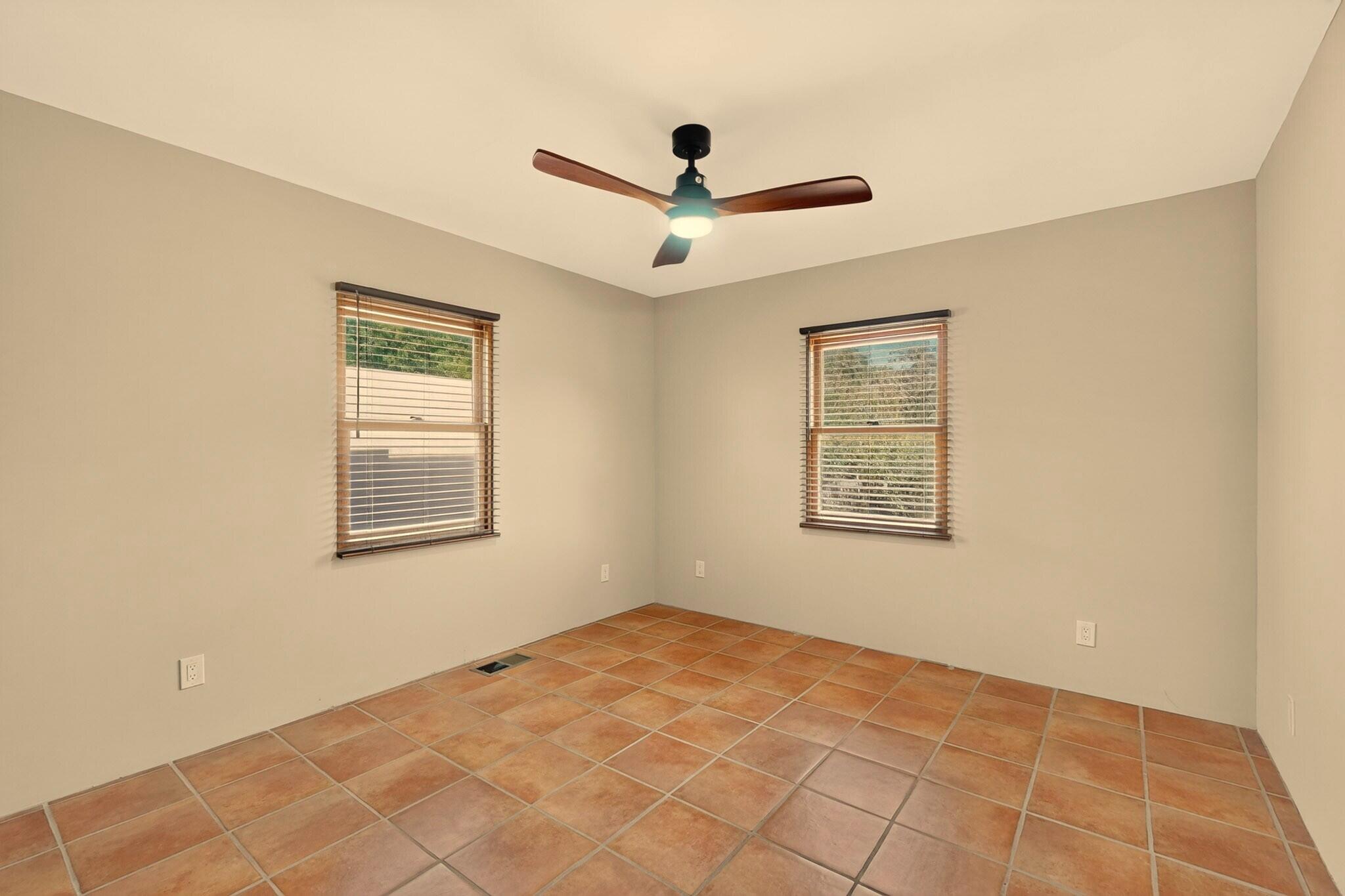 Photo 17 — 3028 Frontier Avenue NE