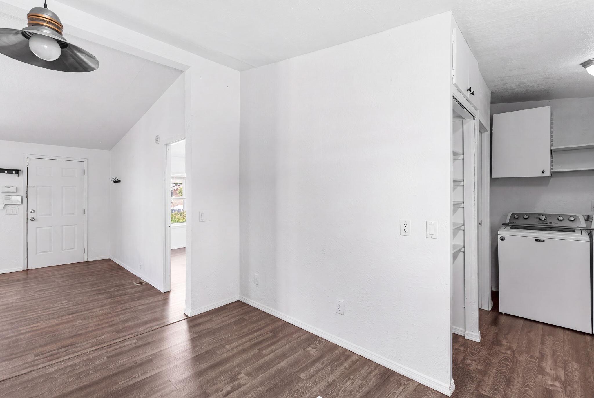 Photo 19 — 1109 Serafin Court SE