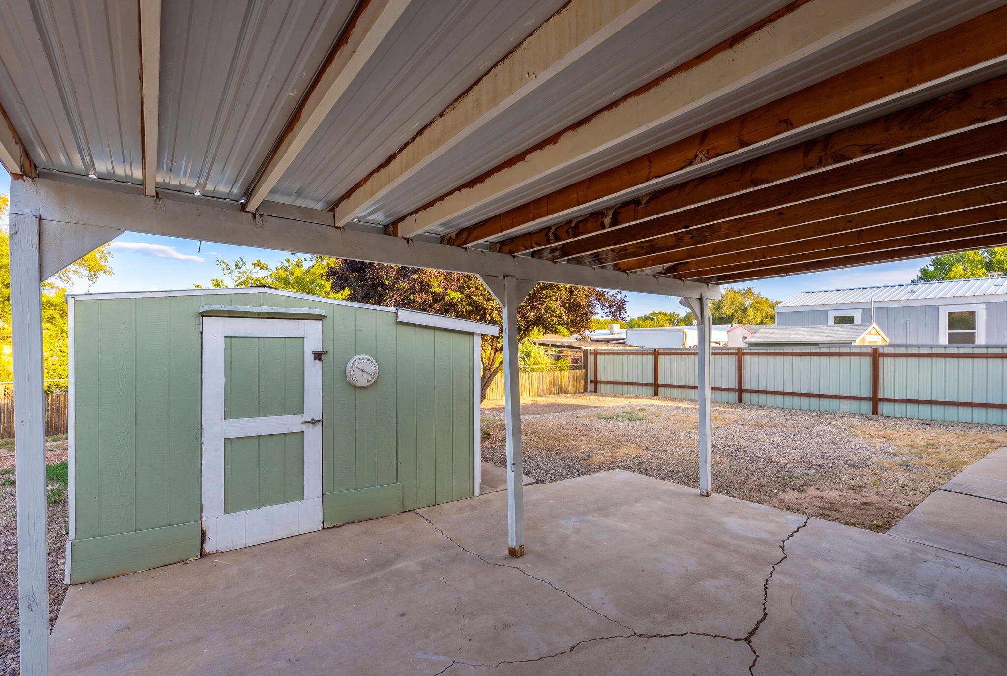 Photo 3 — 1109 Serafin Court SE
