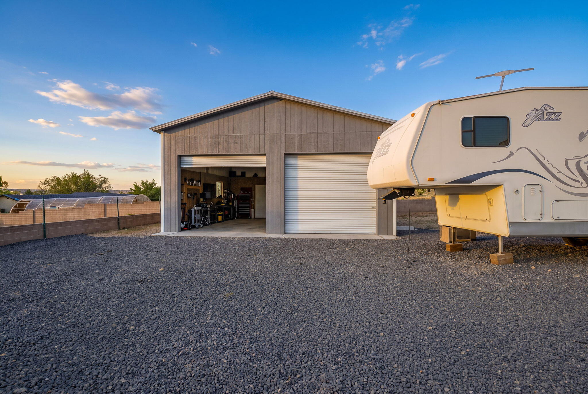 Photo 11 — 493 Chippewa Drive SW