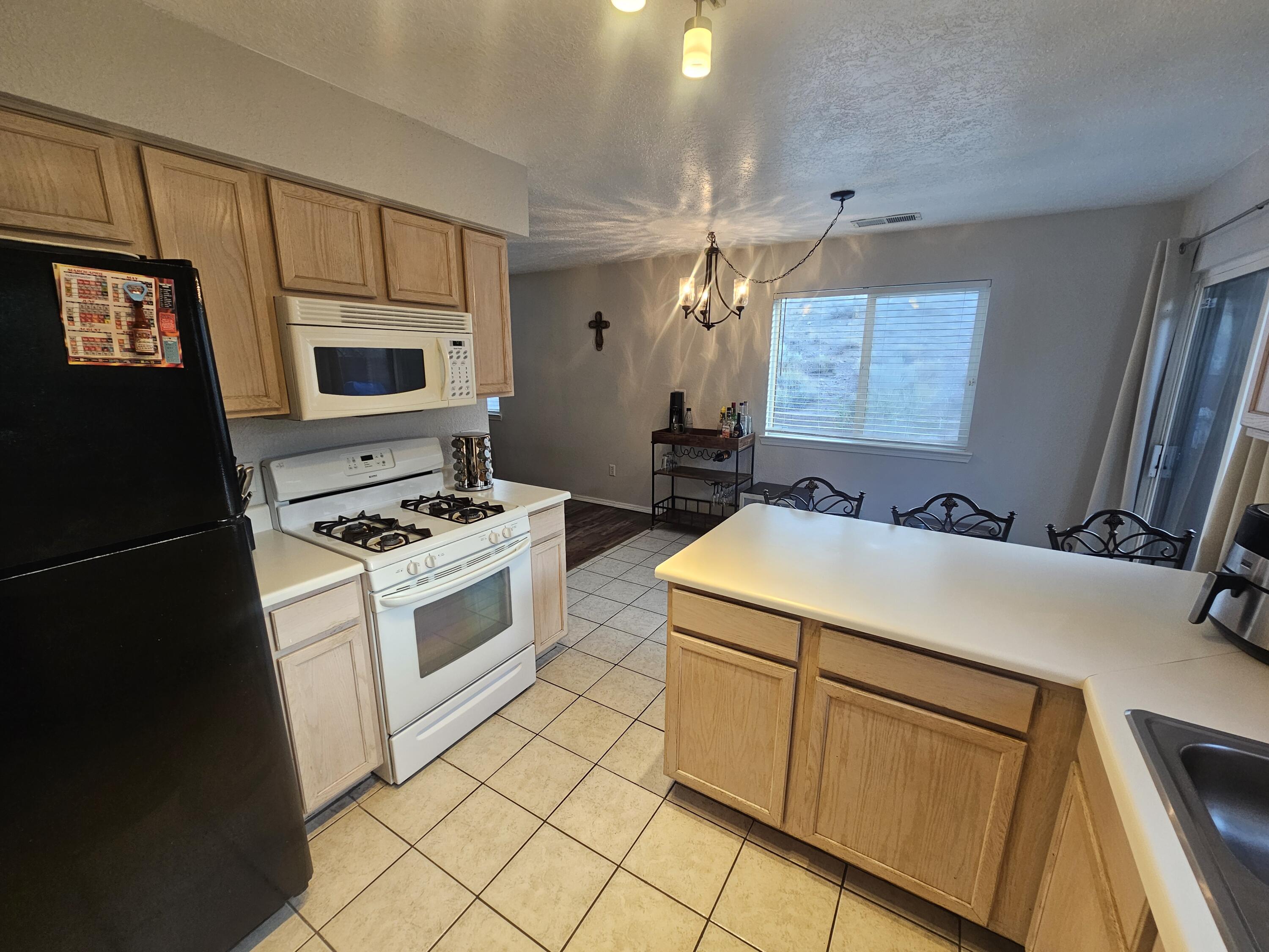 Photo 5 — 4801 Irving Boulevard NW UNIT 1401