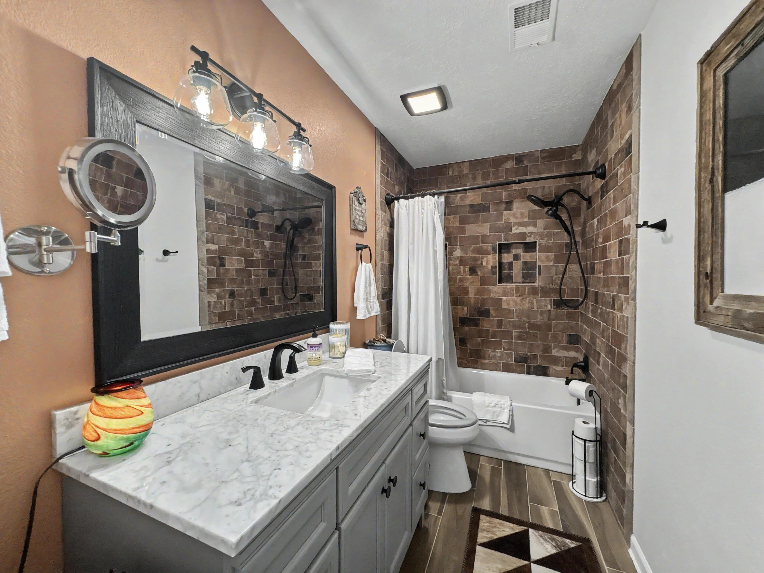 Photo 11 — 8201 Summerfield Court SW