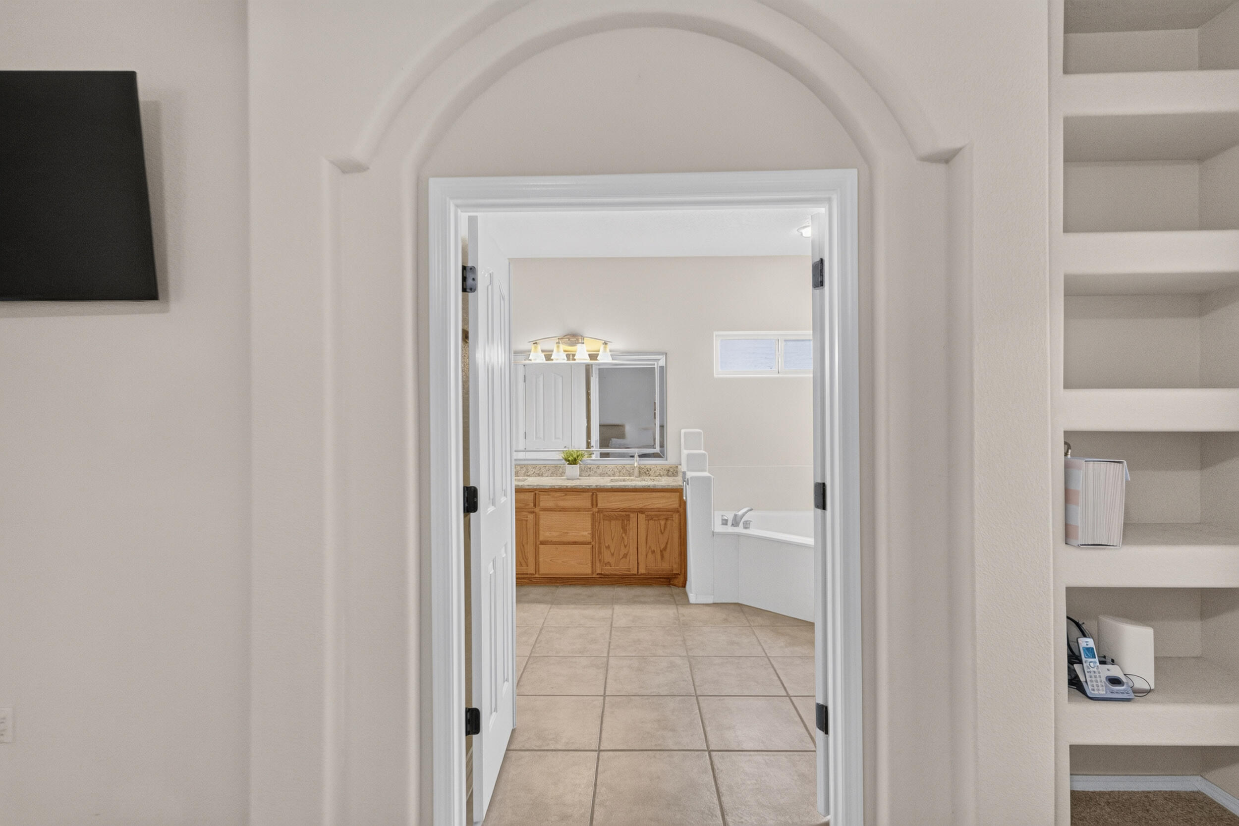 Photo 19 — 9812 Talea Court NE