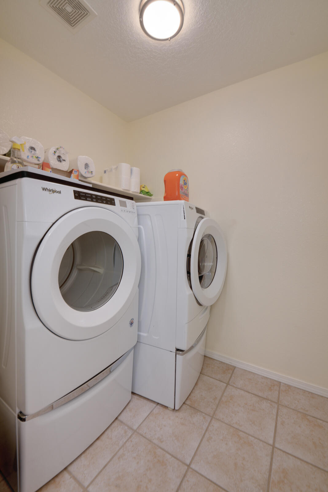 Photo 3 — 7505 Brianne Avenue NW