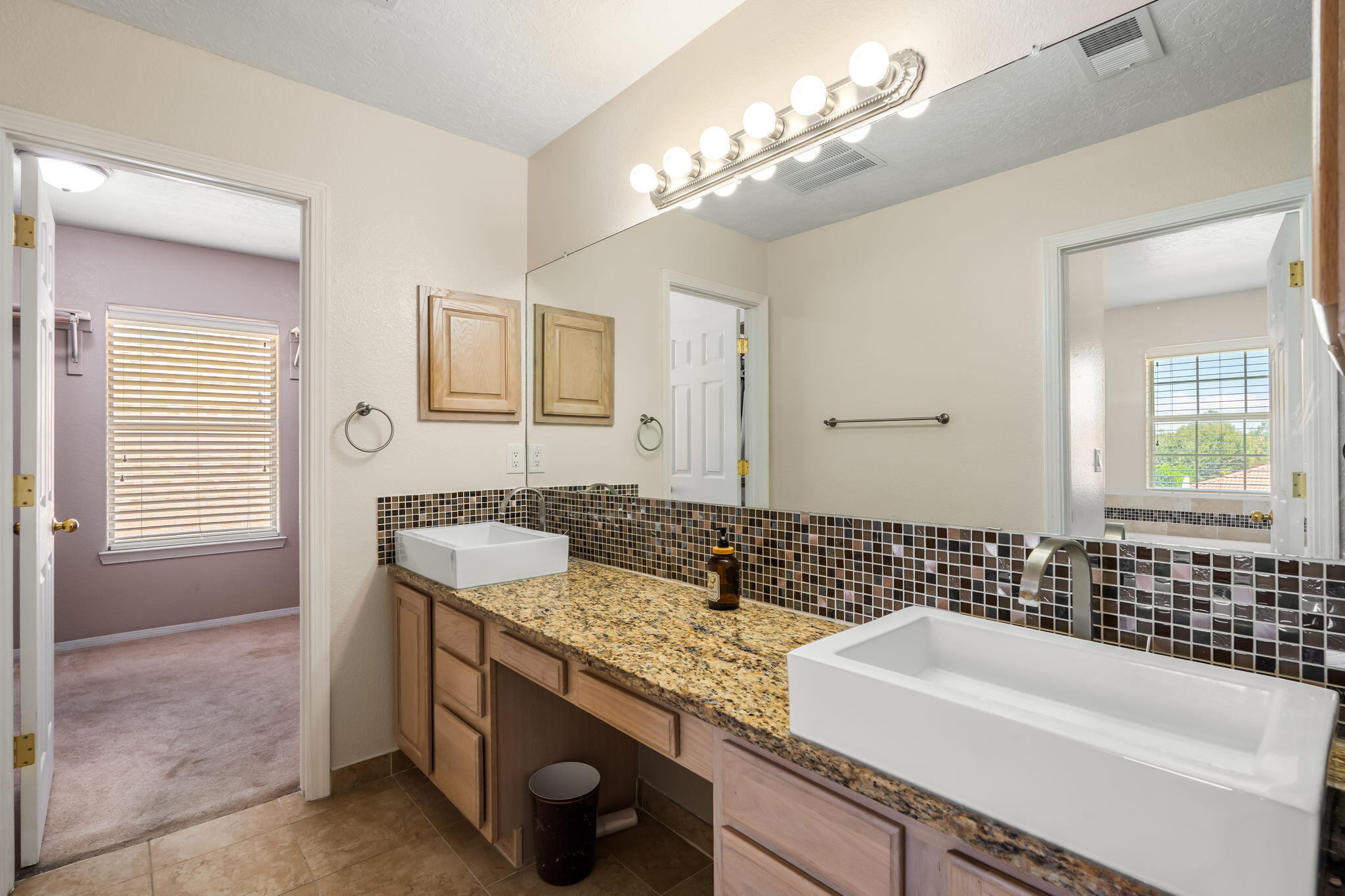 Photo 20 — 8600 Hampton Avenue NE