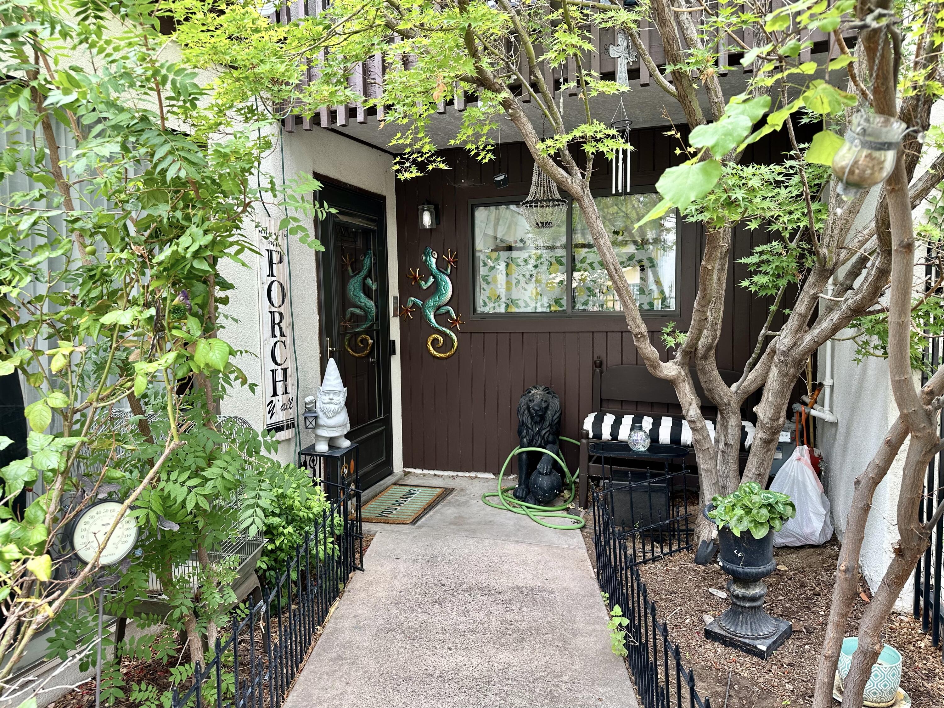 Photo 5 — 1209 Bernalillo Place SE