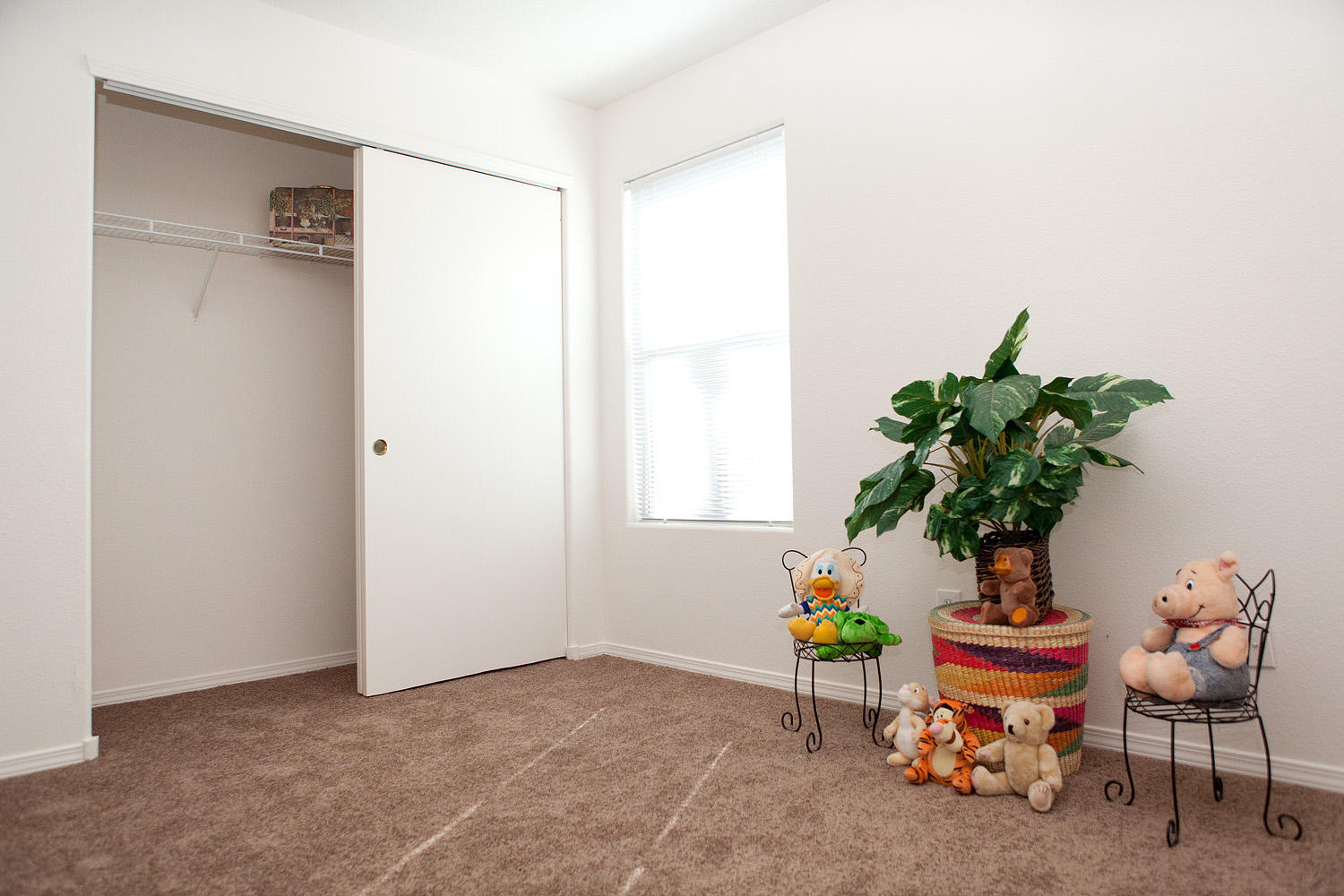Photo 11 — 5935 NIGHT WHISPER Road NW