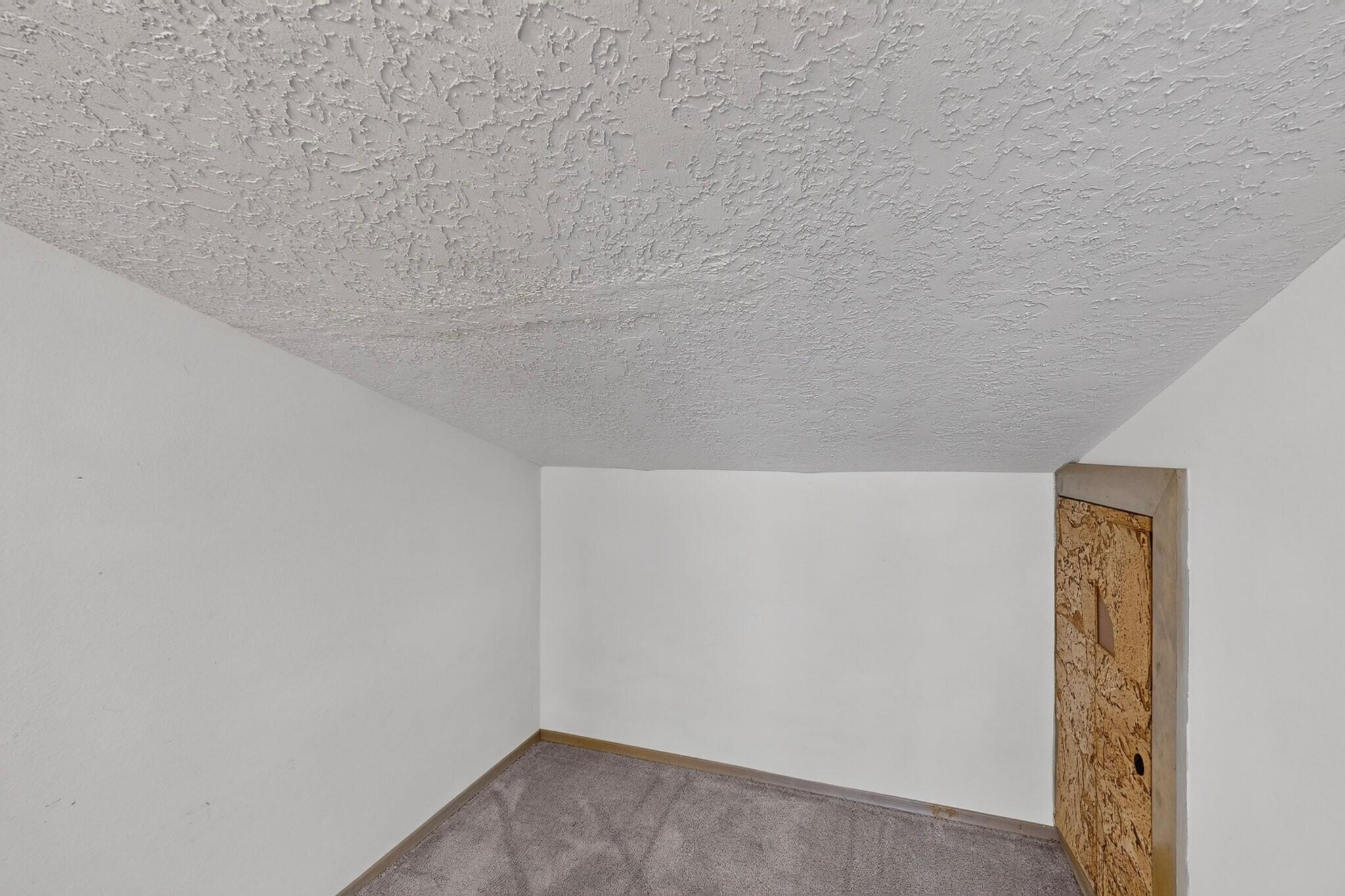 Photo 4 — 47 Yucca Lane